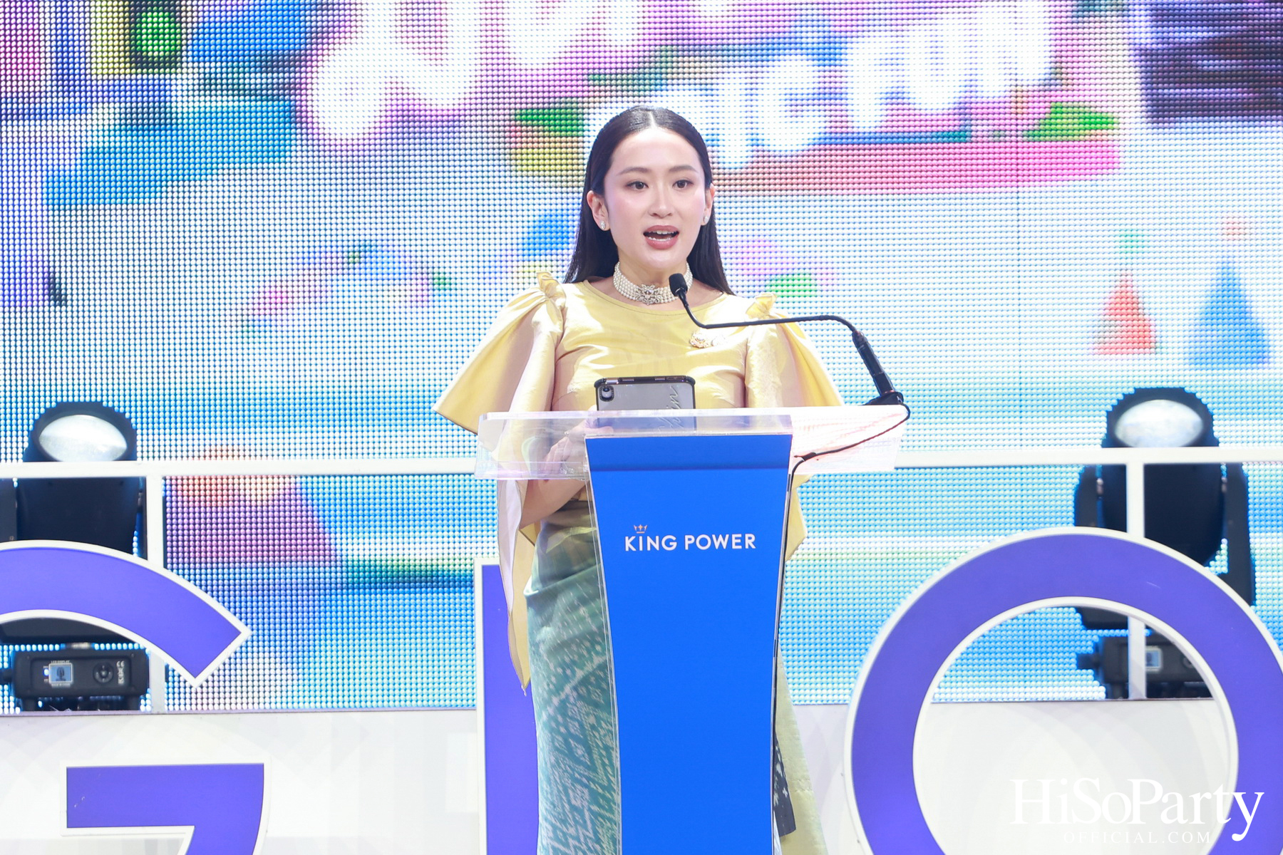 คิง เพาเวอร์ เปิดฉากยิ่งใหญ่ ‘อภิมหาสงกรานต์รางน้ำ มโหฬาร มหาสนุก’ ชวนทุกคน ‘สาด เต้น เล่น กิน ช้อป สนุกสุดขีดให้โลกจำ’ วันนี้ – 15 เม.ย. 68