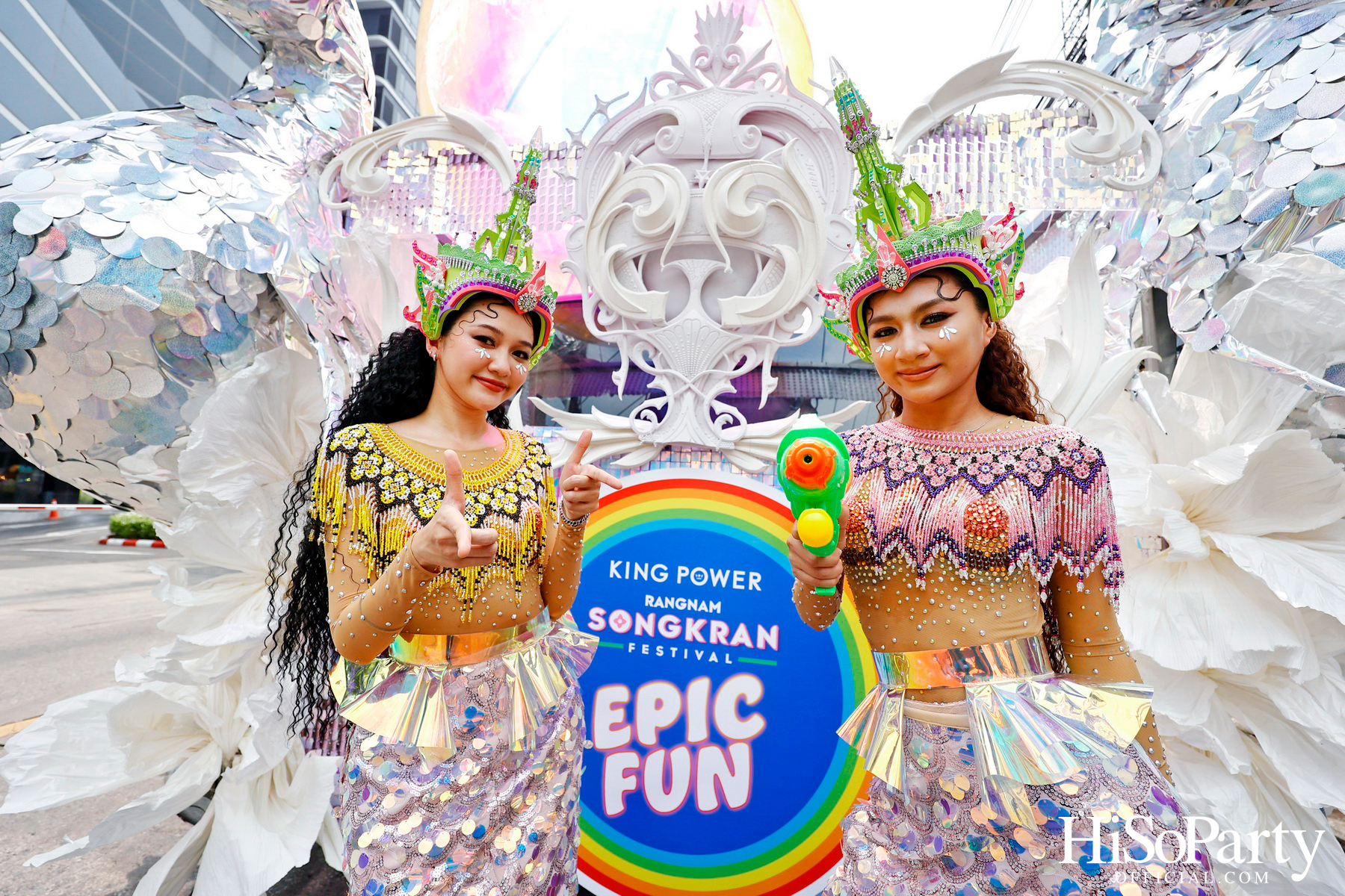 คิง เพาเวอร์ เปิดฉากยิ่งใหญ่ ‘อภิมหาสงกรานต์รางน้ำ มโหฬาร มหาสนุก’ ชวนทุกคน ‘สาด เต้น เล่น กิน ช้อป สนุกสุดขีดให้โลกจำ’ วันนี้ – 15 เม.ย. 68