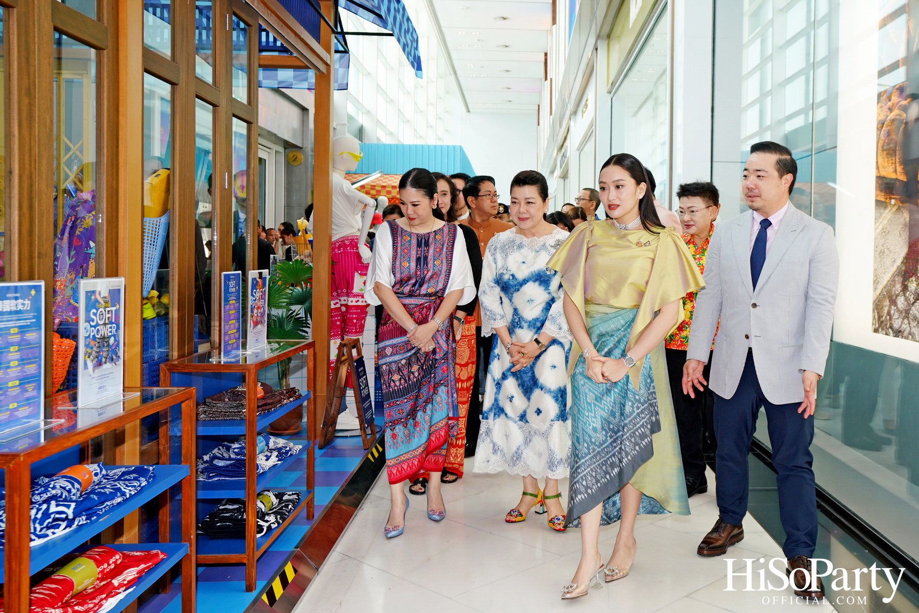 คิง เพาเวอร์ เปิดฉากยิ่งใหญ่ ‘อภิมหาสงกรานต์รางน้ำ มโหฬาร มหาสนุก’ ชวนทุกคน ‘สาด เต้น เล่น กิน ช้อป สนุกสุดขีดให้โลกจำ’ วันนี้ – 15 เม.ย. 68