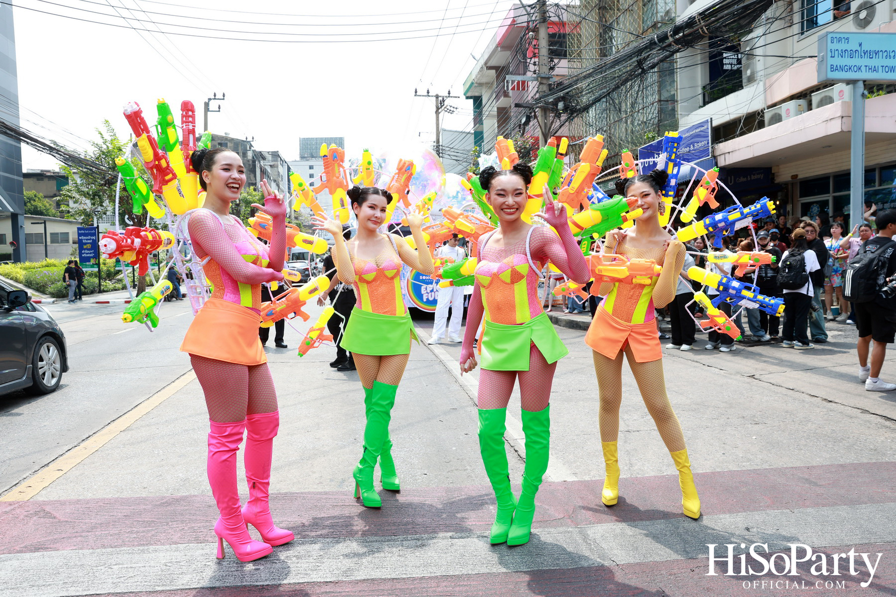 คิง เพาเวอร์ เปิดฉากยิ่งใหญ่ ‘อภิมหาสงกรานต์รางน้ำ มโหฬาร มหาสนุก’ ชวนทุกคน ‘สาด เต้น เล่น กิน ช้อป สนุกสุดขีดให้โลกจำ’ วันนี้ – 15 เม.ย. 68