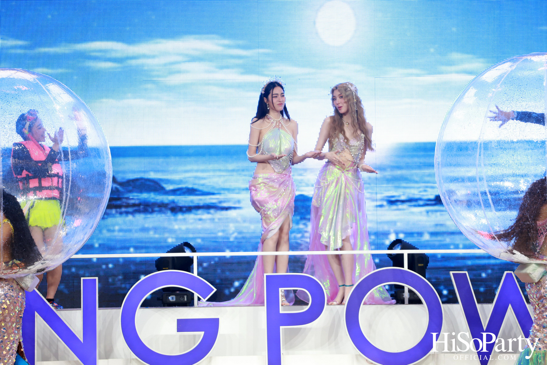 คิง เพาเวอร์ เปิดฉากยิ่งใหญ่ ‘อภิมหาสงกรานต์รางน้ำ มโหฬาร มหาสนุก’ ชวนทุกคน ‘สาด เต้น เล่น กิน ช้อป สนุกสุดขีดให้โลกจำ’ วันนี้ – 15 เม.ย. 68