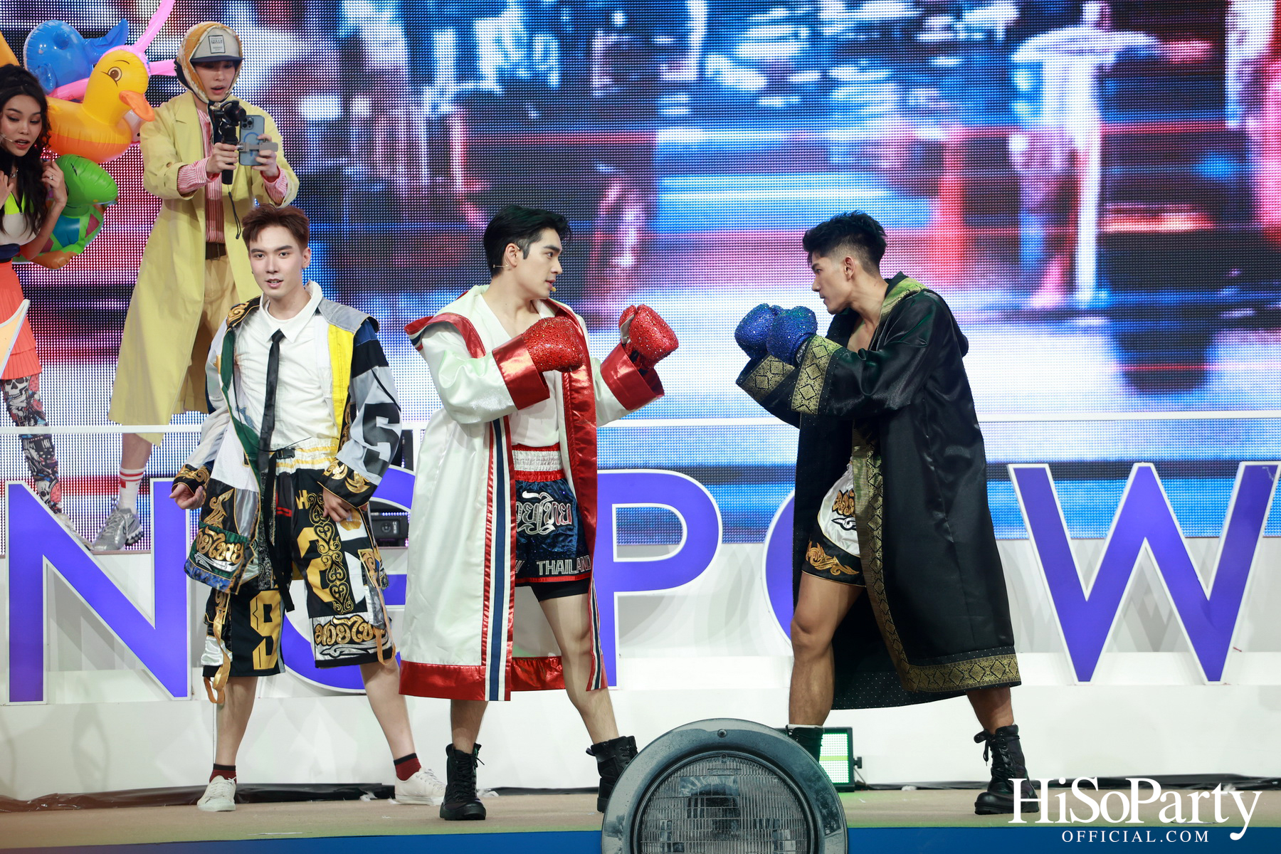 คิง เพาเวอร์ เปิดฉากยิ่งใหญ่ ‘อภิมหาสงกรานต์รางน้ำ มโหฬาร มหาสนุก’ ชวนทุกคน ‘สาด เต้น เล่น กิน ช้อป สนุกสุดขีดให้โลกจำ’ วันนี้ – 15 เม.ย. 68