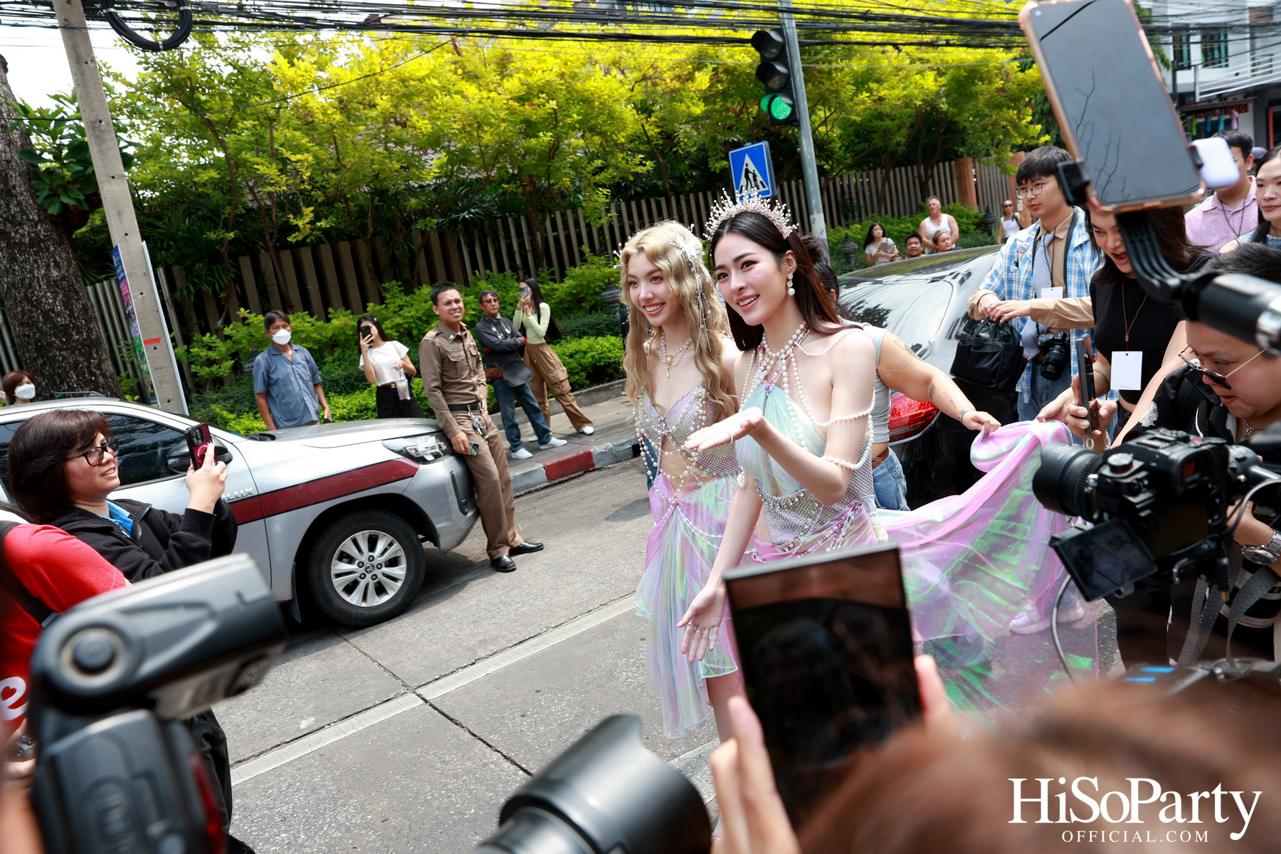 คิง เพาเวอร์ เปิดฉากยิ่งใหญ่ ‘อภิมหาสงกรานต์รางน้ำ มโหฬาร มหาสนุก’ ชวนทุกคน ‘สาด เต้น เล่น กิน ช้อป สนุกสุดขีดให้โลกจำ’ วันนี้ – 15 เม.ย. 68