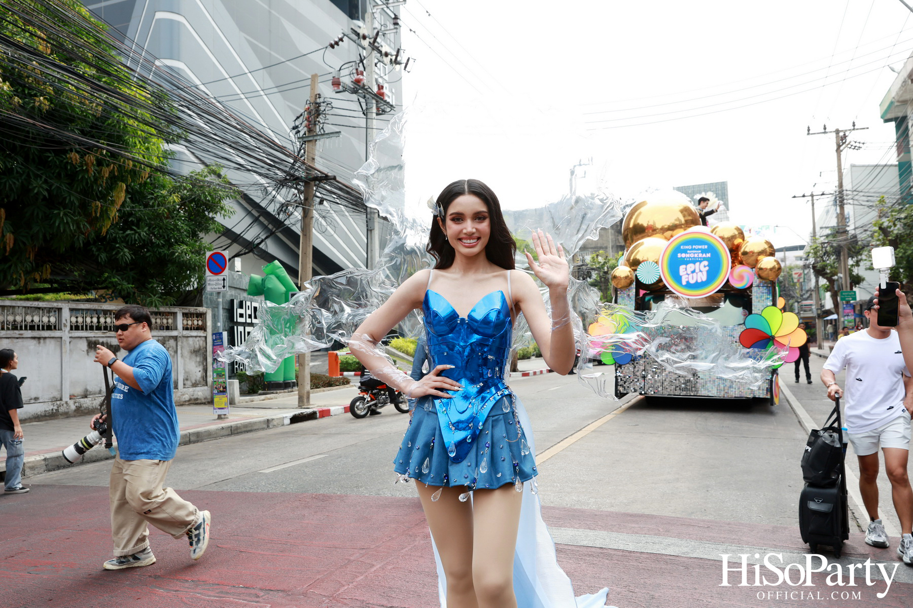 คิง เพาเวอร์ เปิดฉากยิ่งใหญ่ ‘อภิมหาสงกรานต์รางน้ำ มโหฬาร มหาสนุก’ ชวนทุกคน ‘สาด เต้น เล่น กิน ช้อป สนุกสุดขีดให้โลกจำ’ วันนี้ – 15 เม.ย. 68