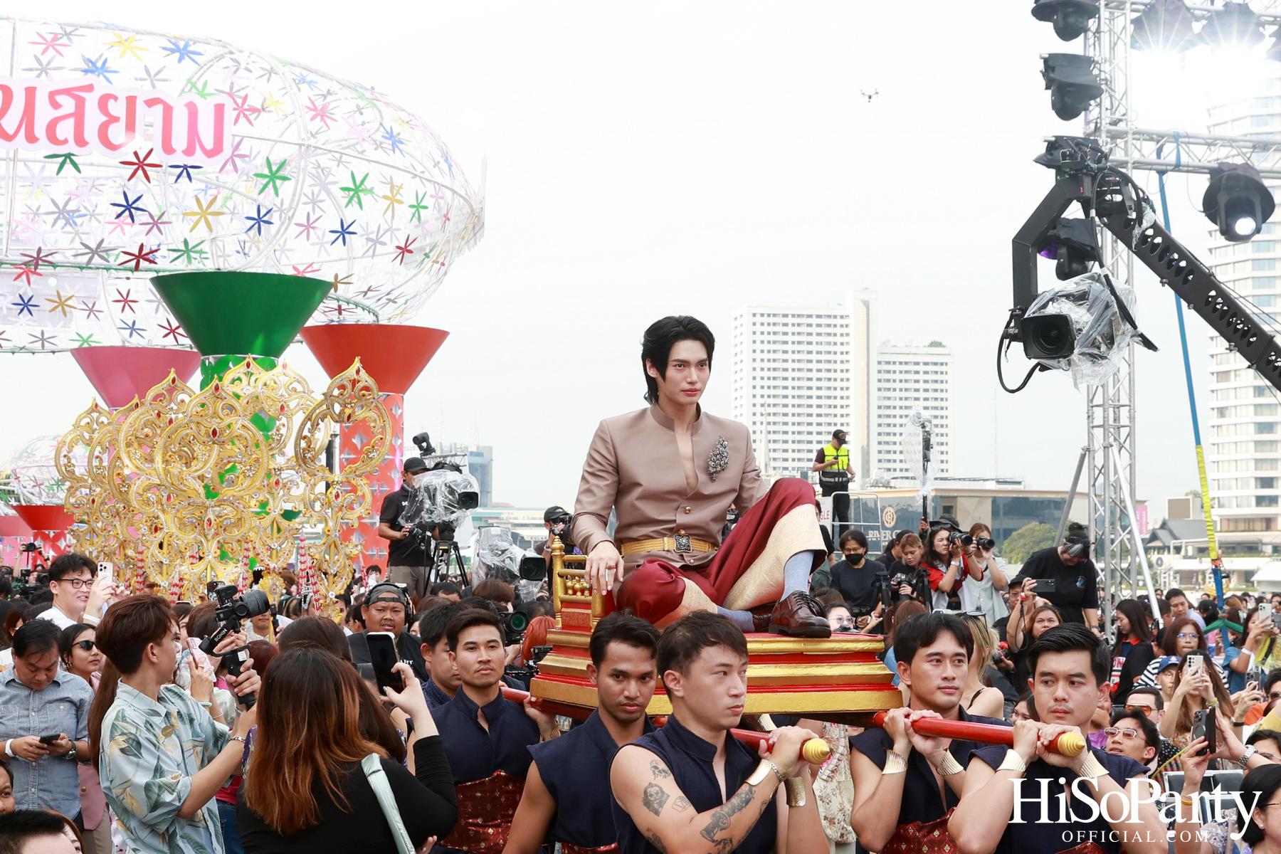 ‘ICONSIAM THAICONIC SONGKRAN CELEBRATION 2025’ สาดให้สนุก สุขให้สุด ณ ไอคอนสยาม วันที่ 10 – 16 เมษายน 2568