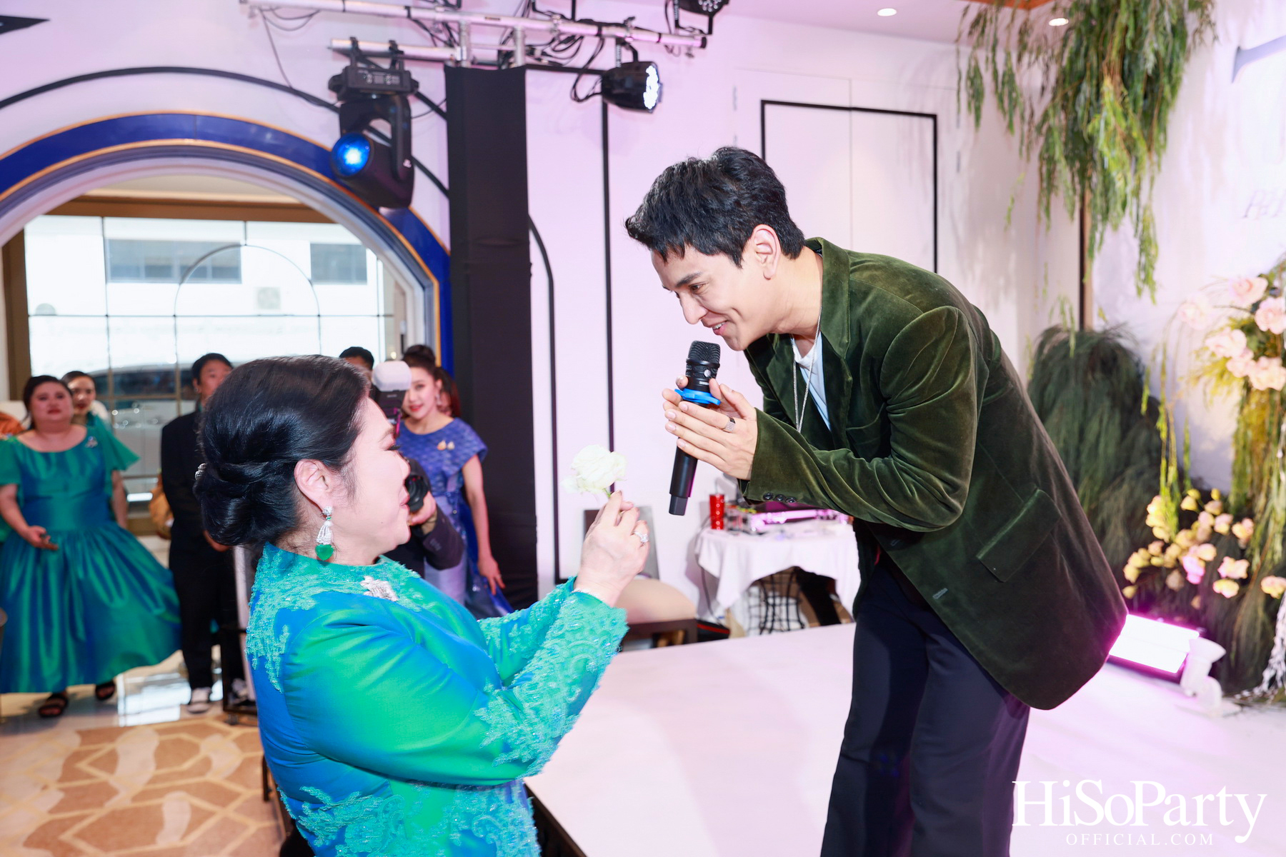 งานวันคล้ายวันเกิดครบรอบ 74 ปี พรเสก กาญจนจารี