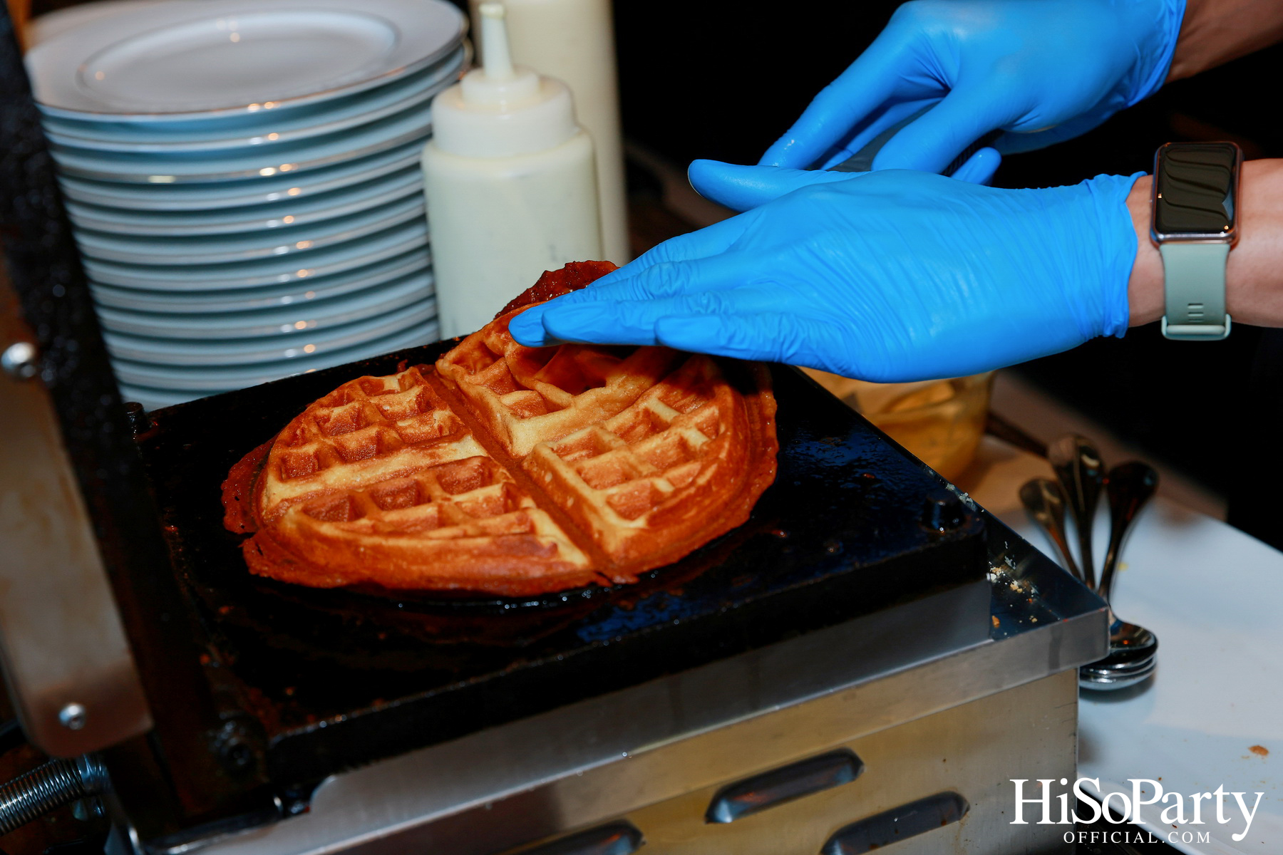 โรงแรมไฮแอท รีเจนซี่ กรุงเทพฯ สุขุมวิท เปิดตัว Durian Decadent Afternoon Tea ต้อนรับซัมเมอร์ด้วยเซตไฮทีสุดหรูจากทุเรียนหมอนทองพรีเมียม