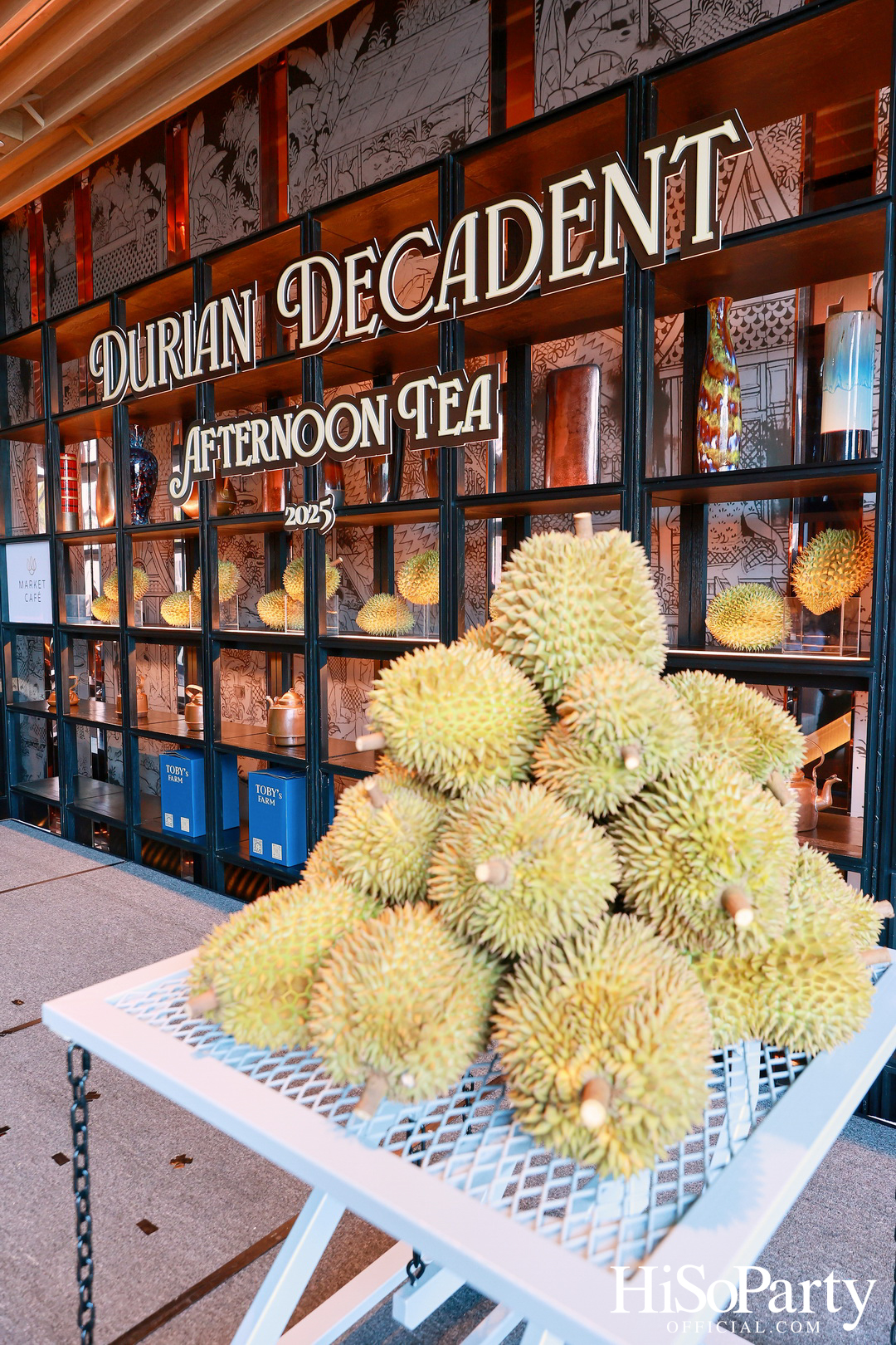 โรงแรมไฮแอท รีเจนซี่ กรุงเทพฯ สุขุมวิท เปิดตัว Durian Decadent Afternoon Tea ต้อนรับซัมเมอร์ด้วยเซตไฮทีสุดหรูจากทุเรียนหมอนทองพรีเมียม