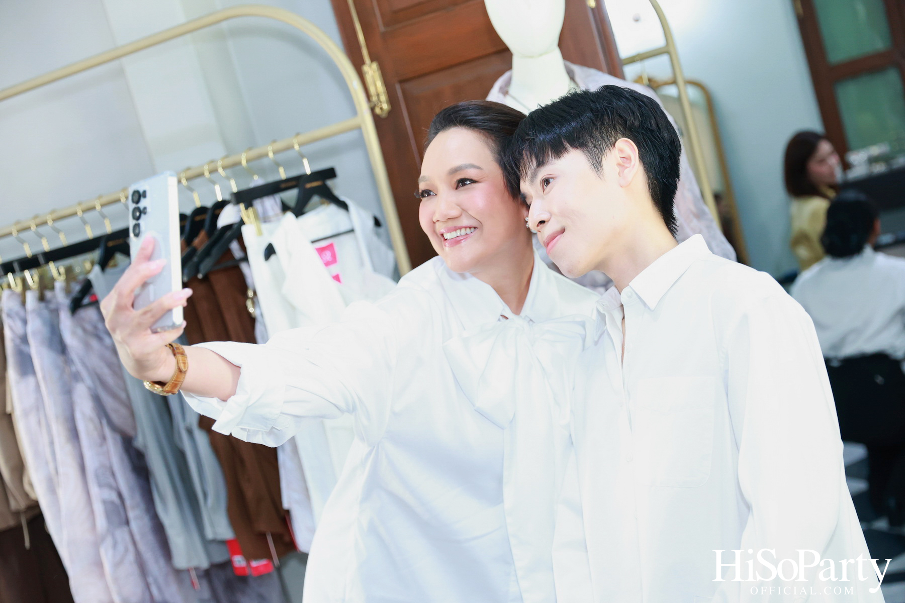 HiSoParty จัด Exclusive Event เชิญแขกคนพิเศษร่วมชมคอลเลกชันใหม่จากแบรนด์ SIRIVANNAVARI ณ บ้านเลขที่ 1