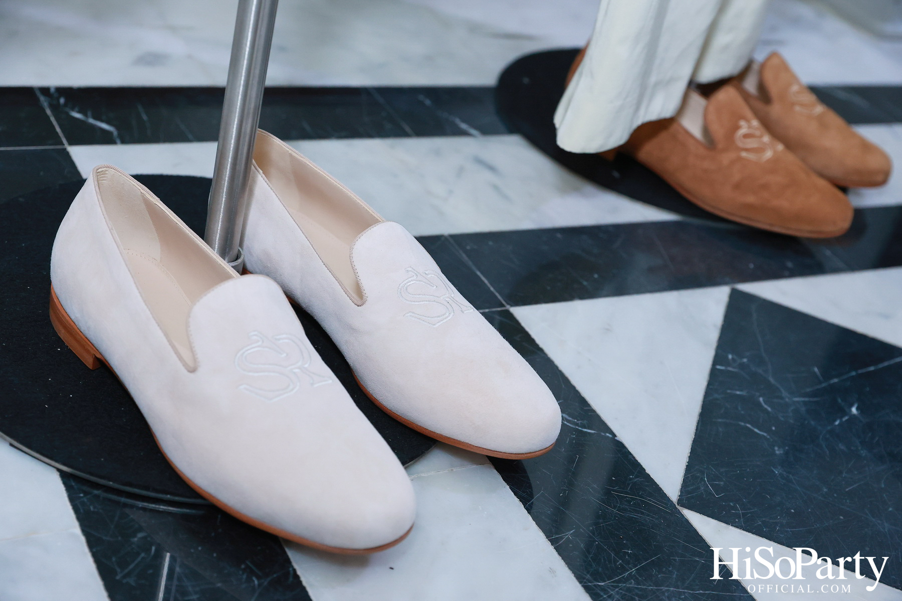 HiSoParty จัด Exclusive Event เชิญแขกคนพิเศษร่วมชมคอลเลกชันใหม่จากแบรนด์ SIRIVANNAVARI ณ บ้านเลขที่ 1