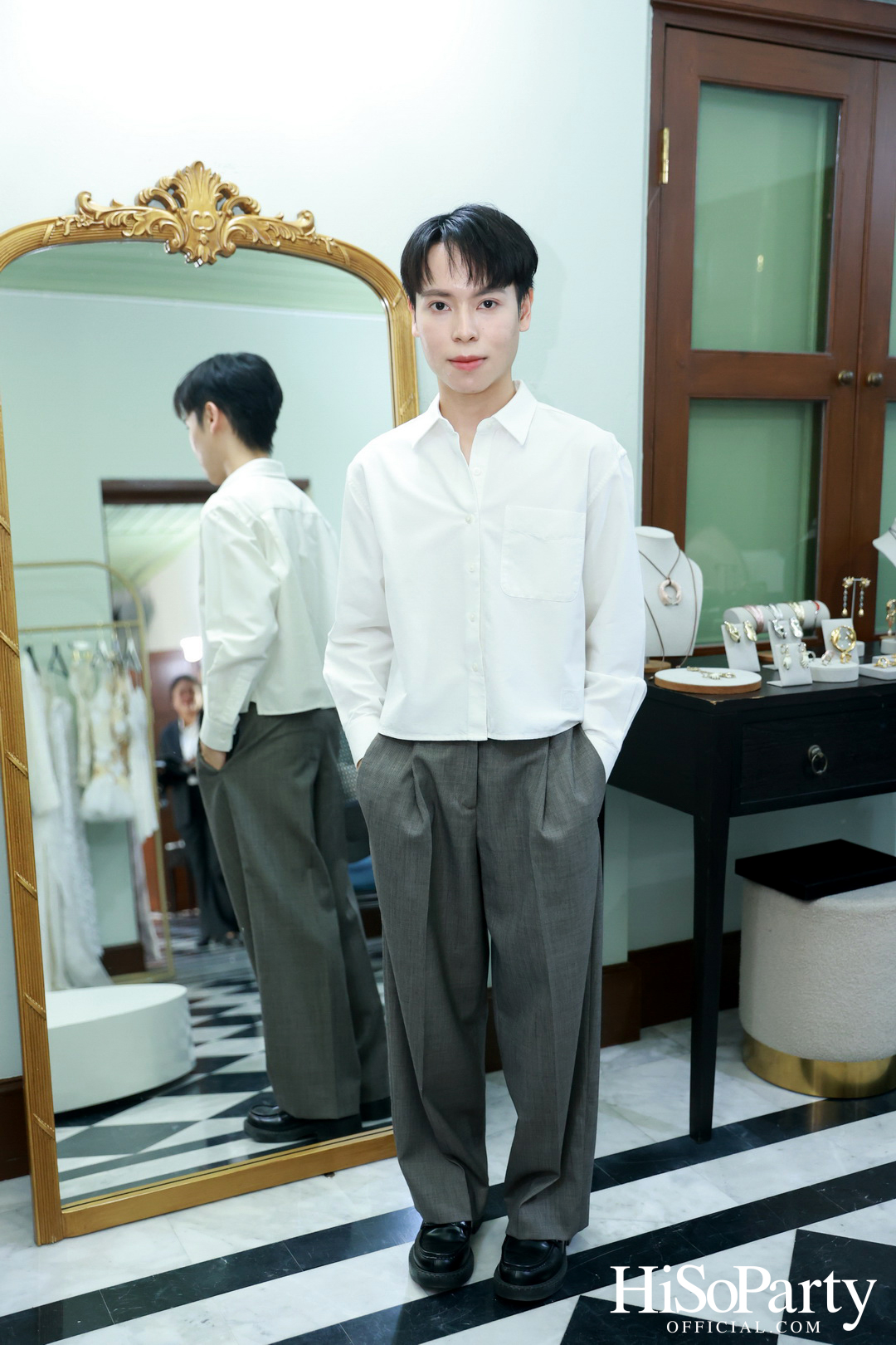 HiSoParty จัด Exclusive Event เชิญแขกคนพิเศษร่วมชมคอลเลกชันใหม่จากแบรนด์ SIRIVANNAVARI ณ บ้านเลขที่ 1