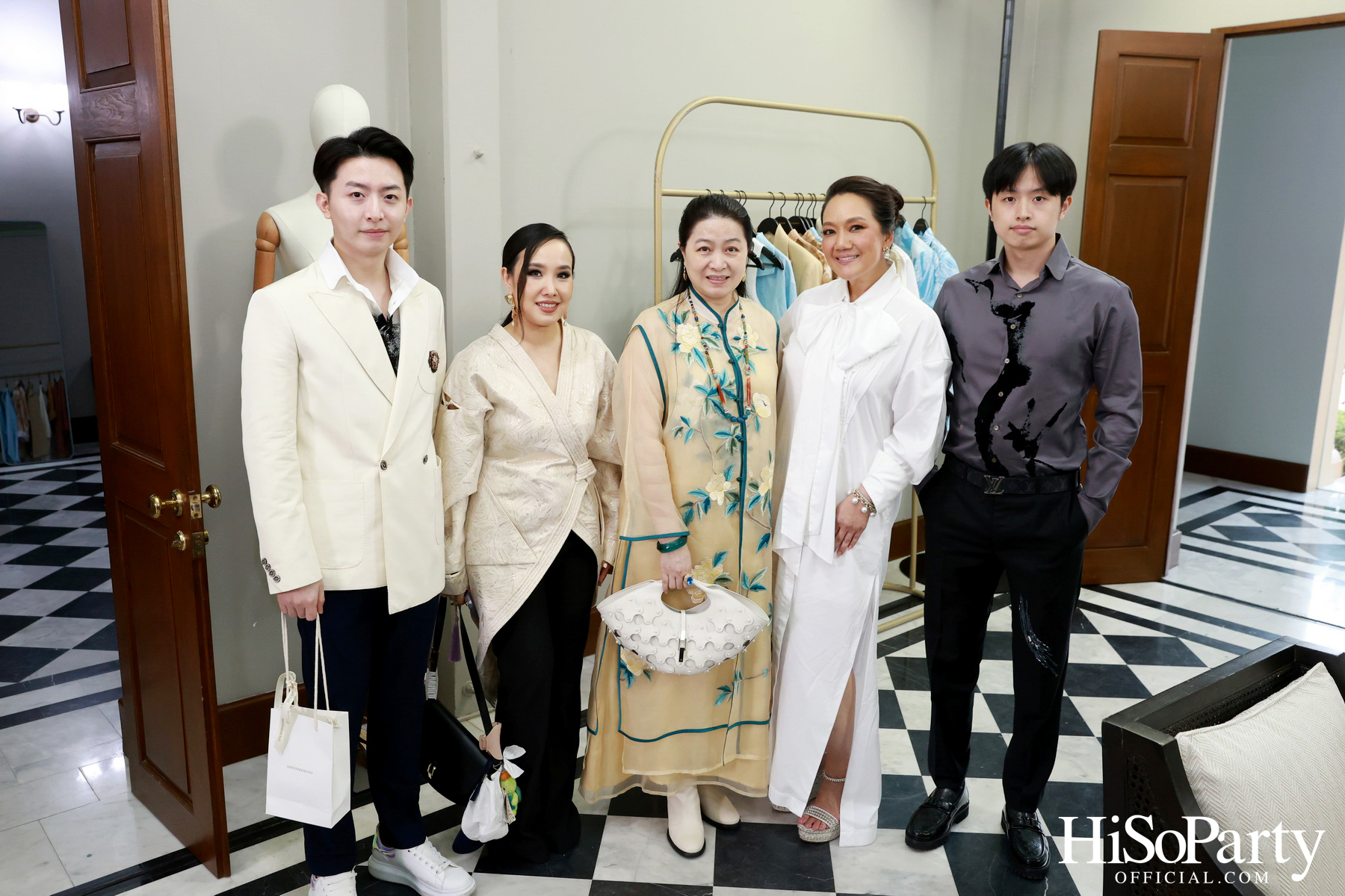 HiSoParty จัด Exclusive Event เชิญแขกคนพิเศษร่วมชมคอลเลกชันใหม่จากแบรนด์ SIRIVANNAVARI ณ บ้านเลขที่ 1