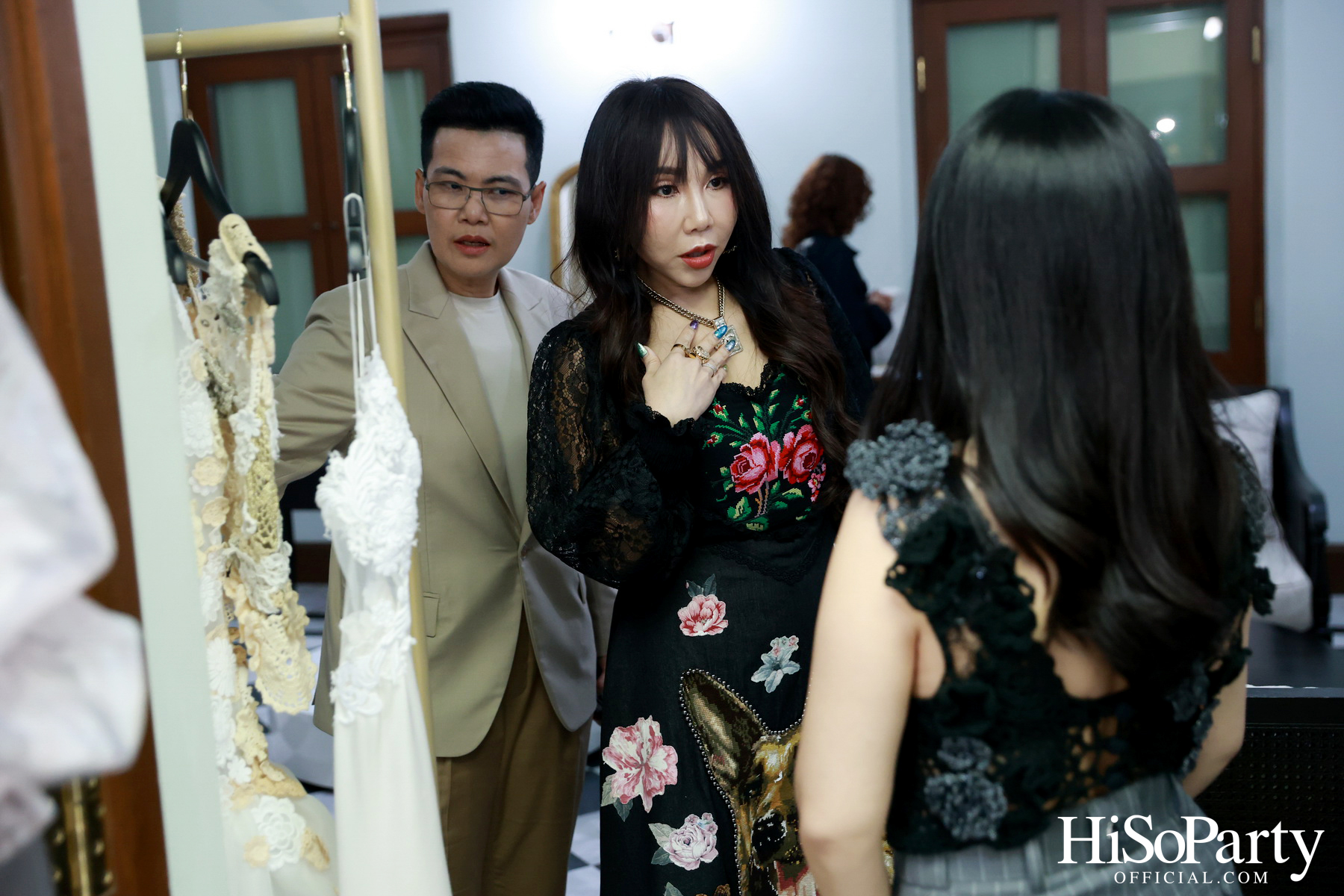 HiSoParty จัด Exclusive Event เชิญแขกคนพิเศษร่วมชมคอลเลกชันใหม่จากแบรนด์ SIRIVANNAVARI ณ บ้านเลขที่ 1