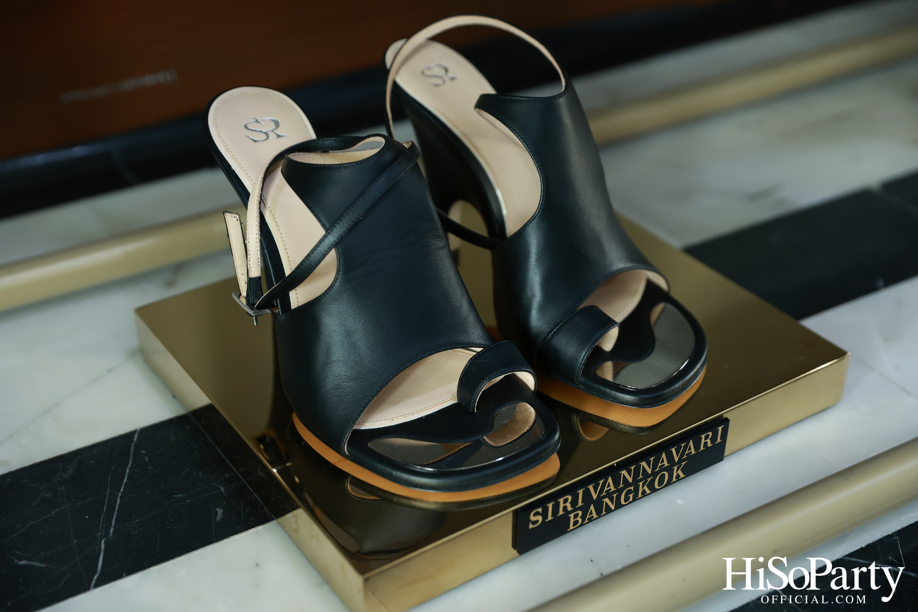 HiSoParty จัด Exclusive Event เชิญแขกคนพิเศษร่วมชมคอลเลกชันใหม่จากแบรนด์ SIRIVANNAVARI ณ บ้านเลขที่ 1