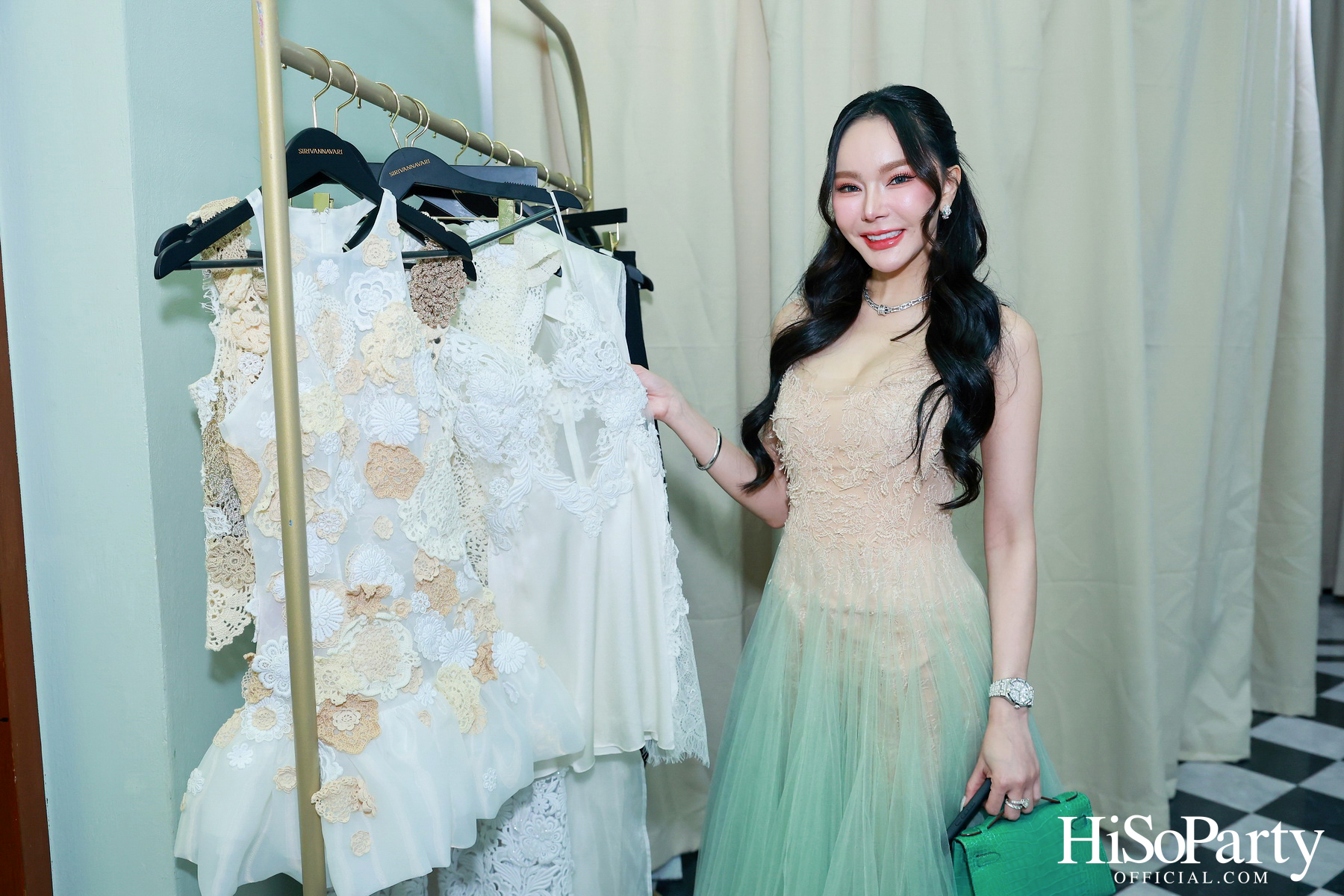 HiSoParty จัด Exclusive Event เชิญแขกคนพิเศษร่วมชมคอลเลกชันใหม่จากแบรนด์ SIRIVANNAVARI ณ บ้านเลขที่ 1