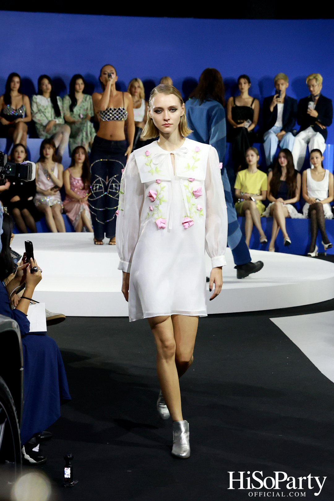 DISAYA X JAMYJAMESS Powered by Mercedes-Benz