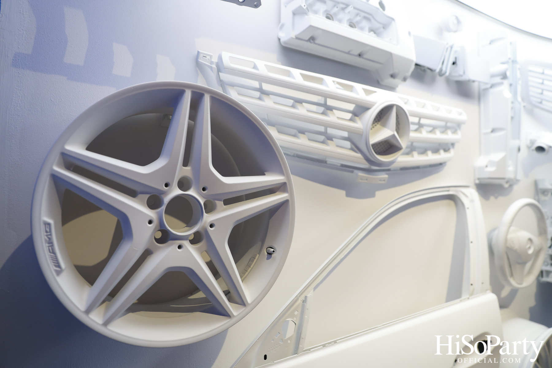 DISAYA X JAMYJAMESS Powered by Mercedes-Benz