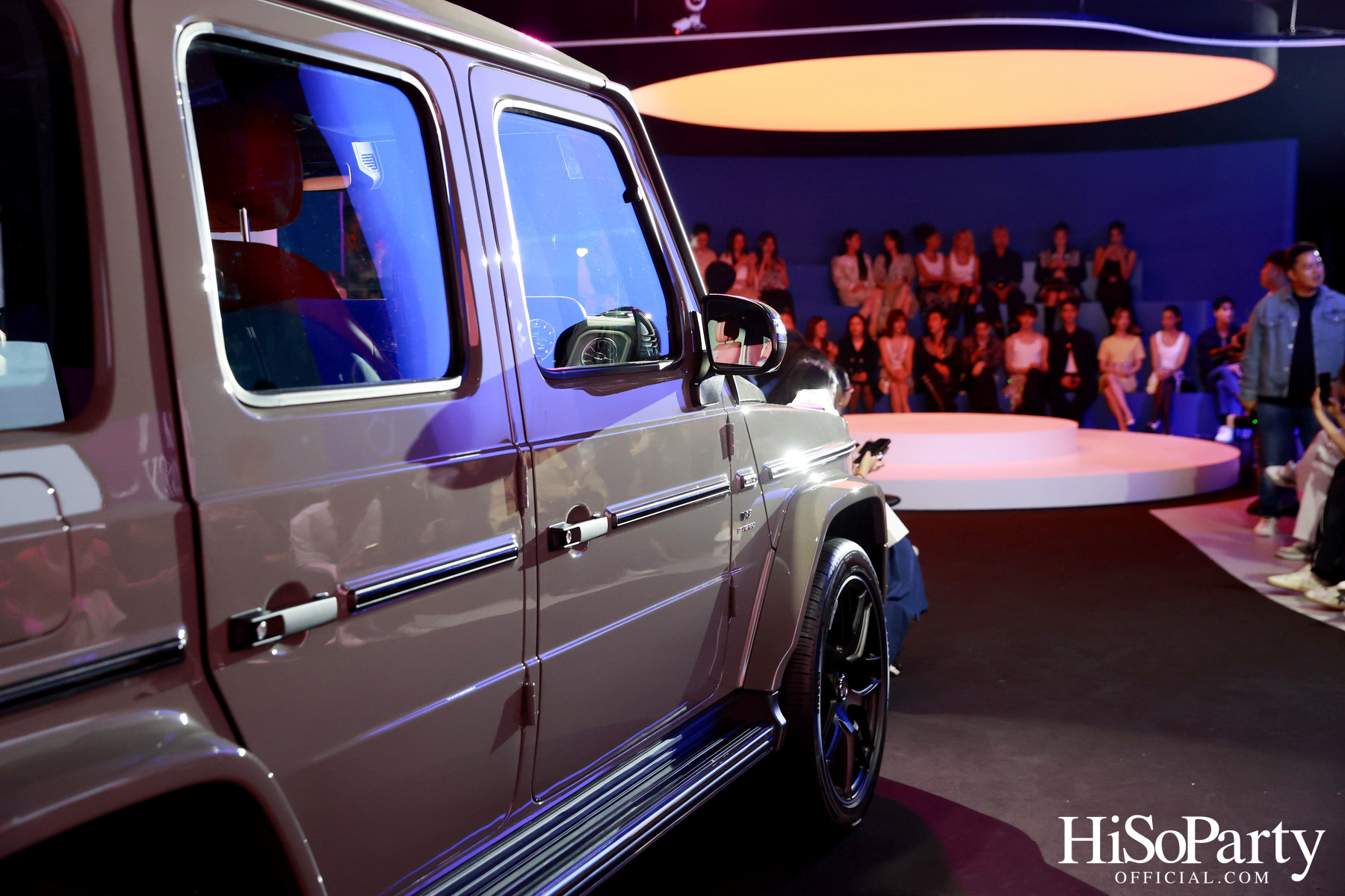 DISAYA X JAMYJAMESS Powered by Mercedes-Benz