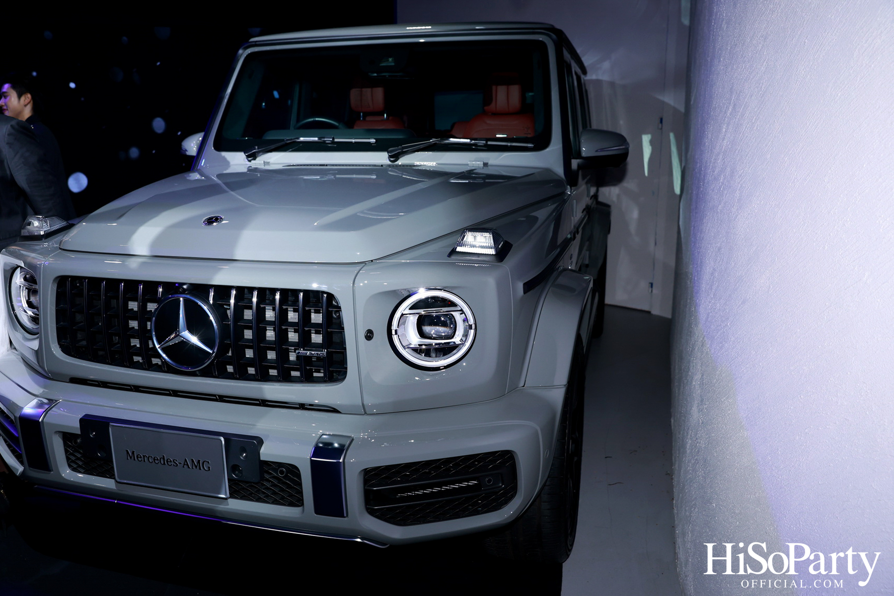 DISAYA X JAMYJAMESS Powered by Mercedes-Benz