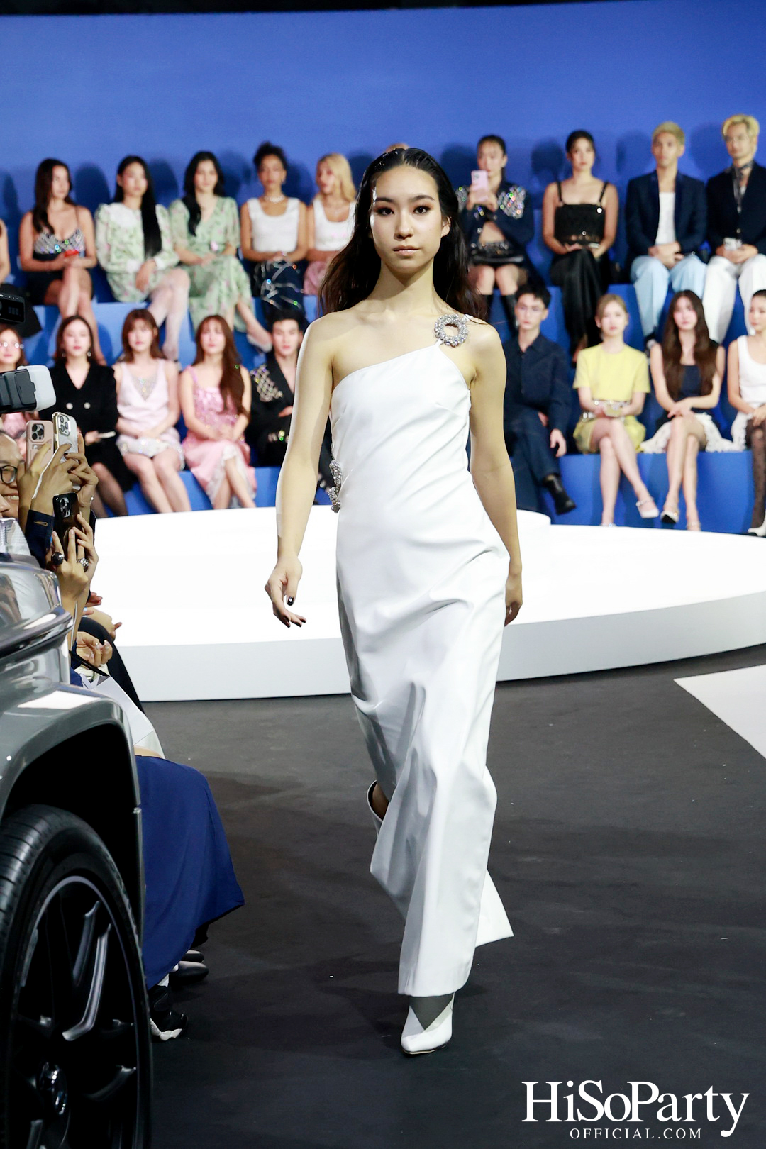 DISAYA X JAMYJAMESS Powered by Mercedes-Benz