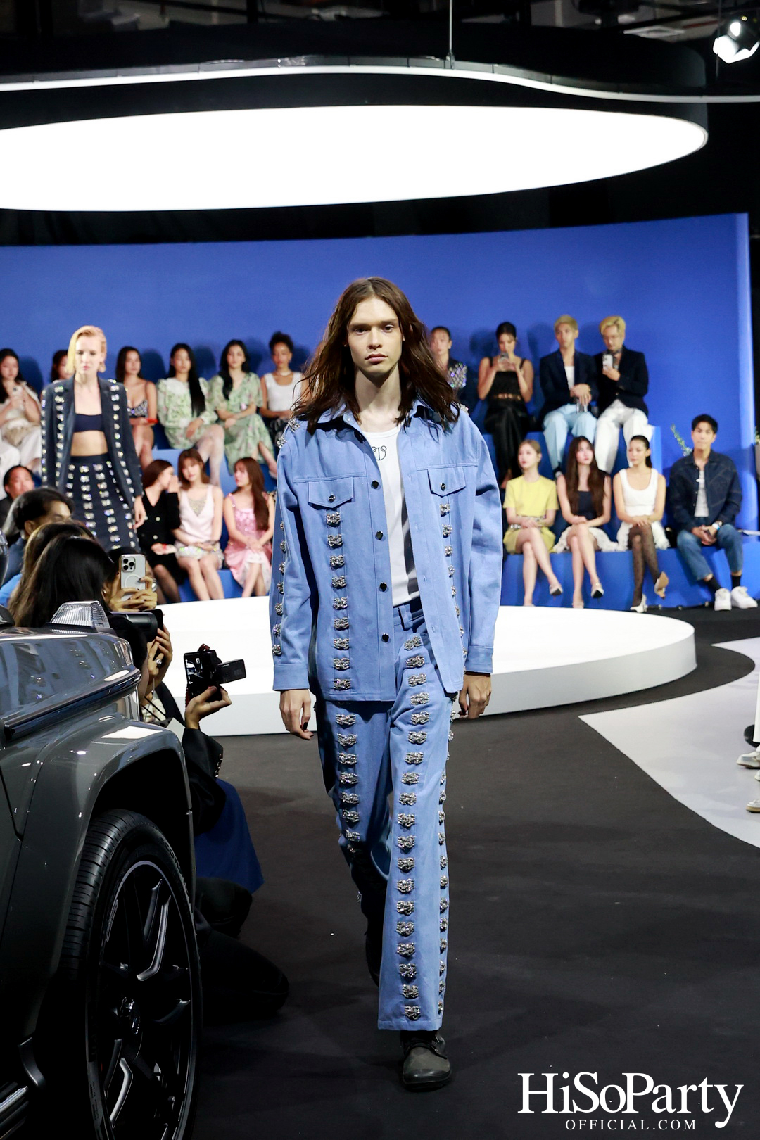 DISAYA X JAMYJAMESS Powered by Mercedes-Benz