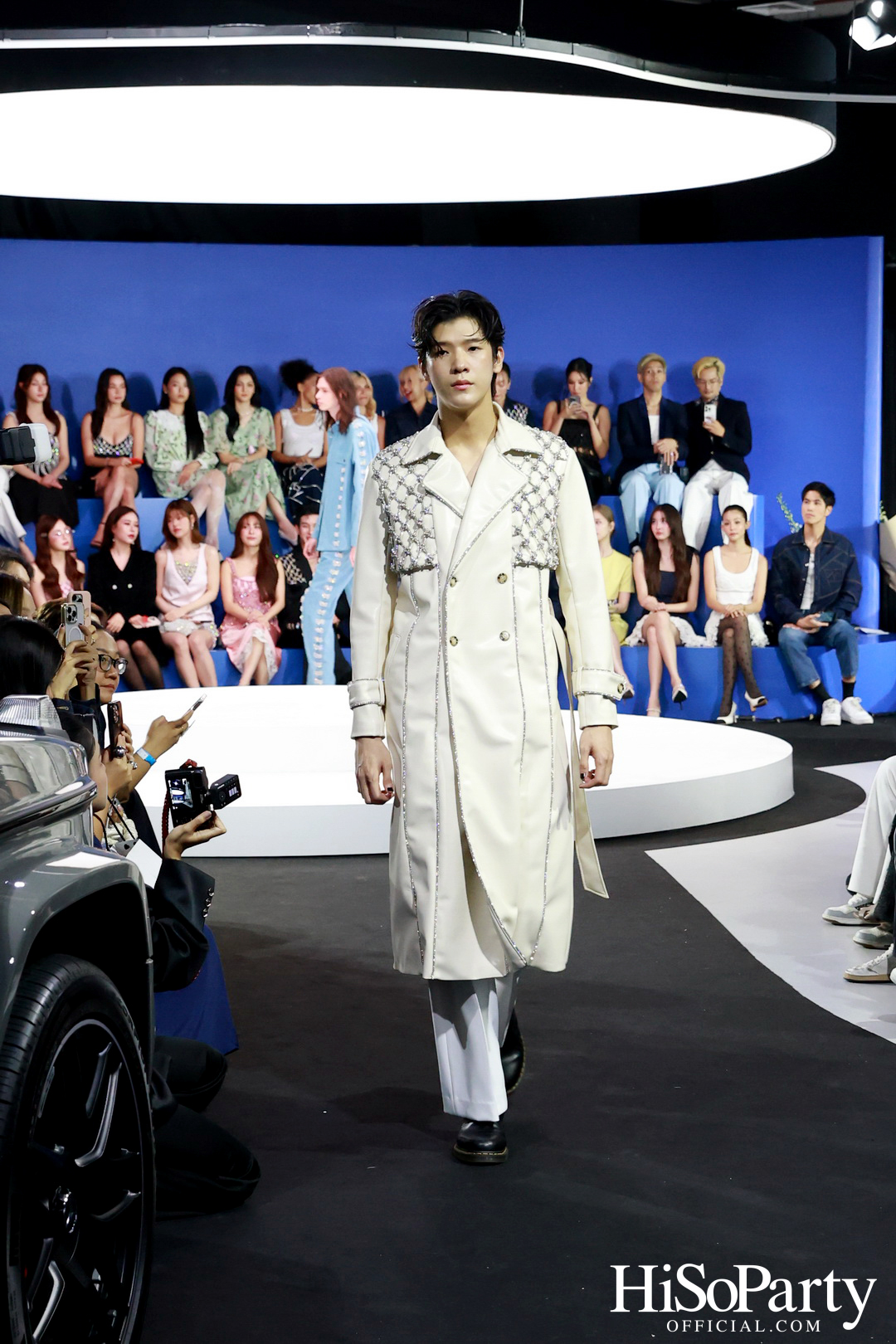 DISAYA X JAMYJAMESS Powered by Mercedes-Benz