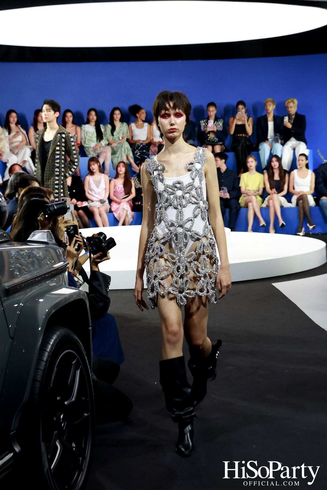 DISAYA X JAMYJAMESS Powered by Mercedes-Benz