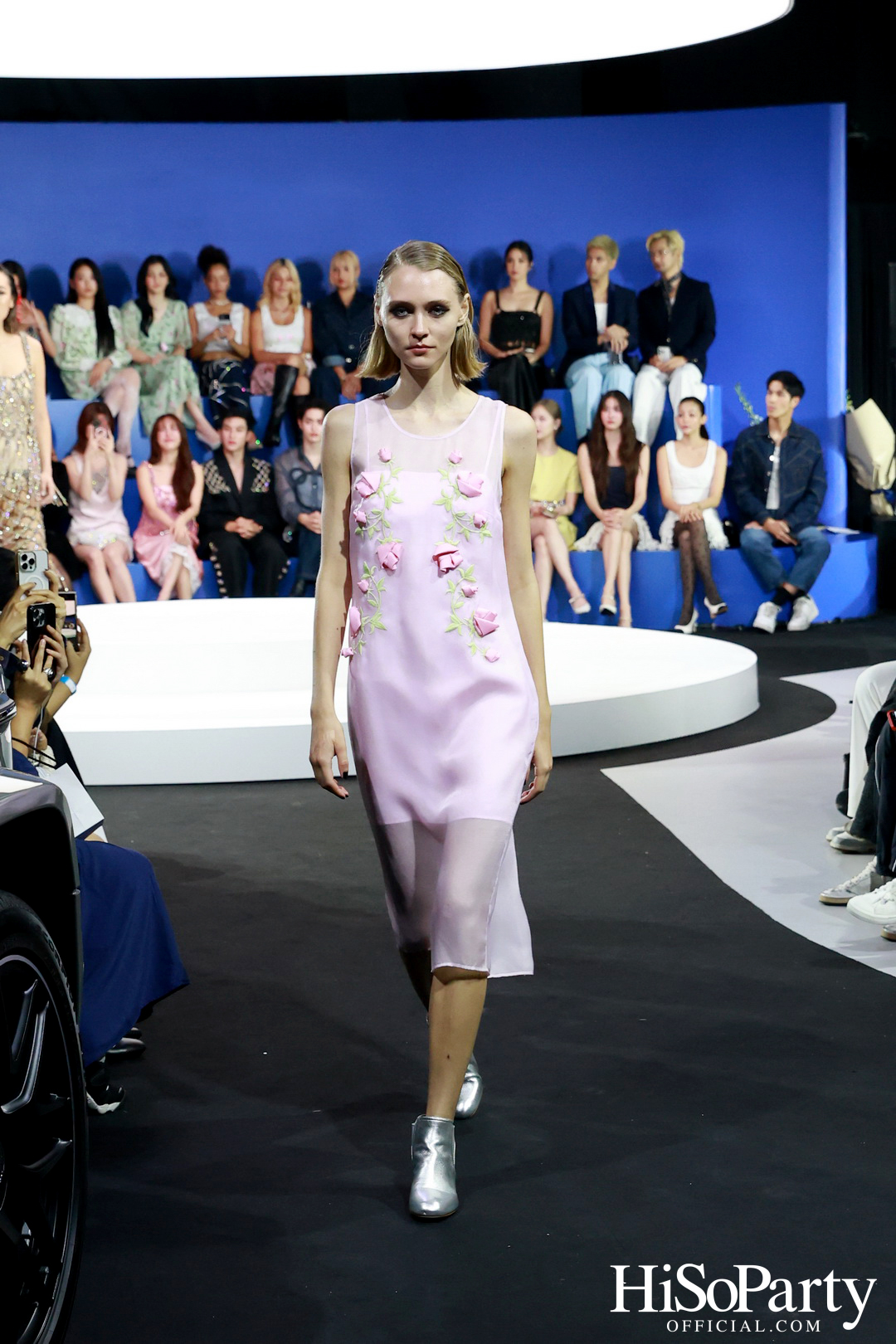 DISAYA X JAMYJAMESS Powered by Mercedes-Benz