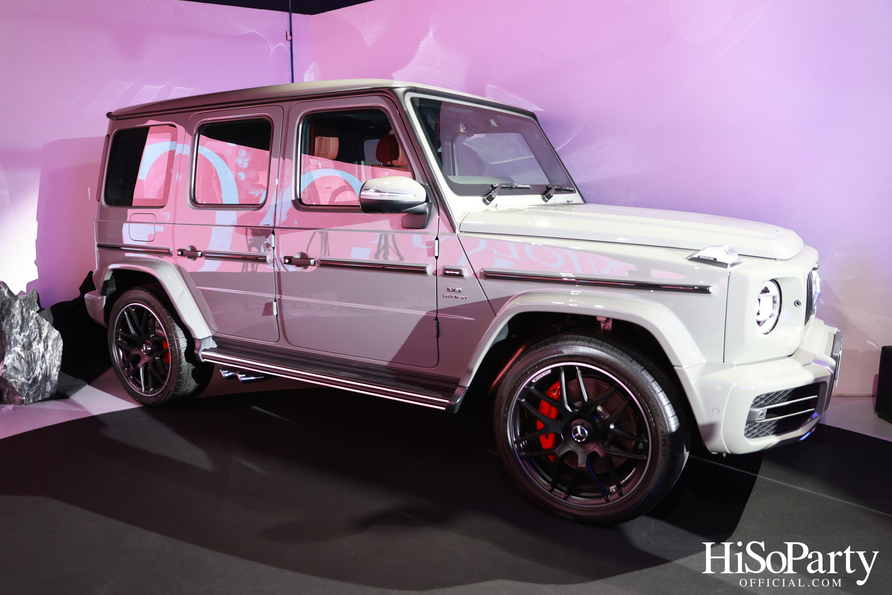 DISAYA X JAMYJAMESS Powered by Mercedes-Benz