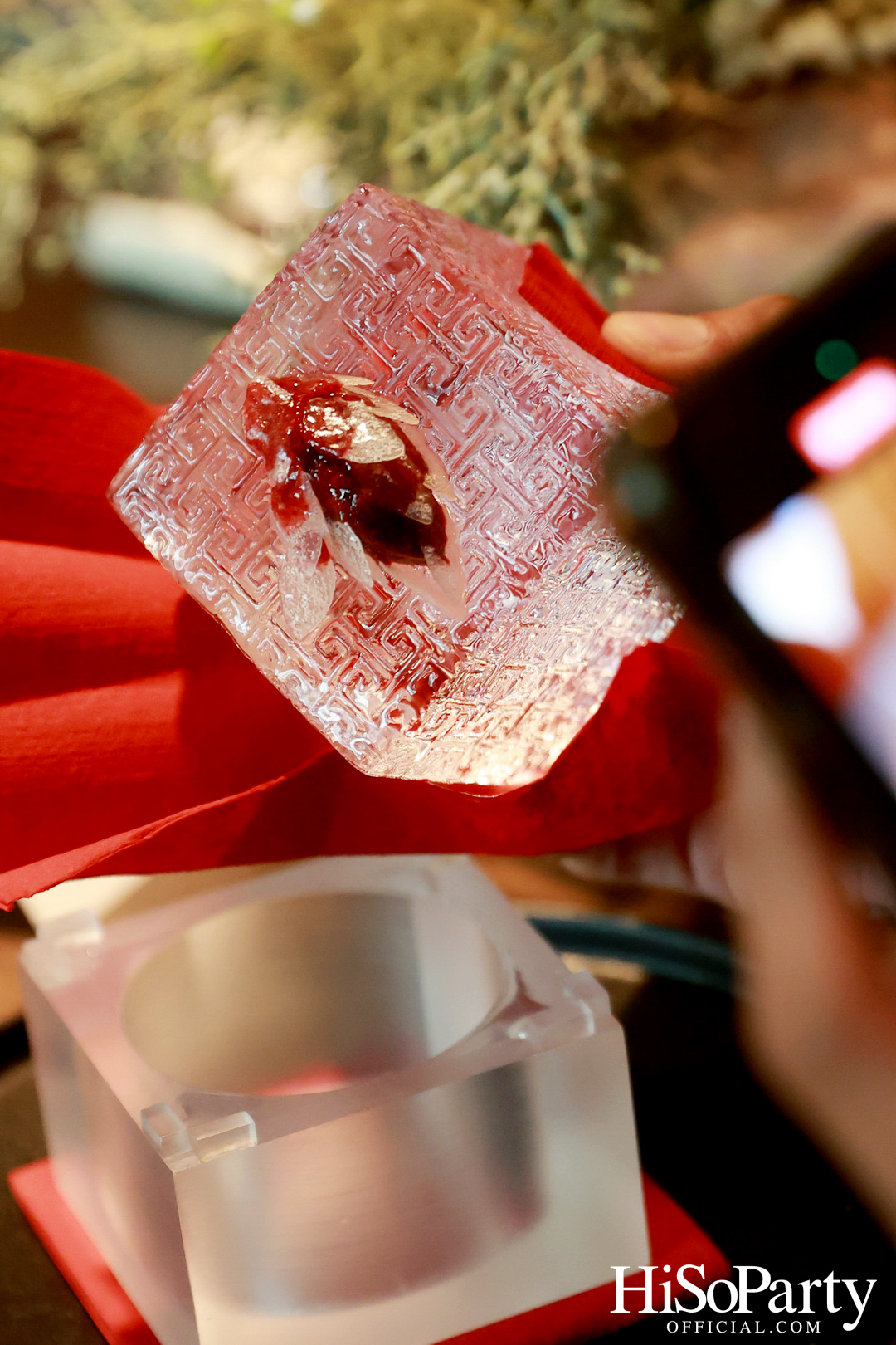 MJets เปิดตัวเมนูอาหารบนเครื่องบินสุดพิเศษ ‘ODE TO CULINARY JOURNEY’ โดย ‘เชฟแพม - พิชญา สุนทรญาณกิจ’