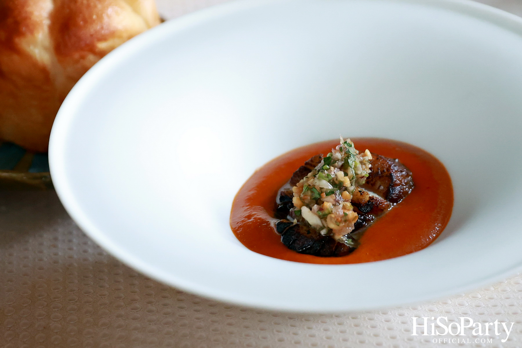 MJets เปิดตัวเมนูอาหารบนเครื่องบินสุดพิเศษ ‘ODE TO CULINARY JOURNEY’ โดย ‘เชฟแพม - พิชญา สุนทรญาณกิจ’