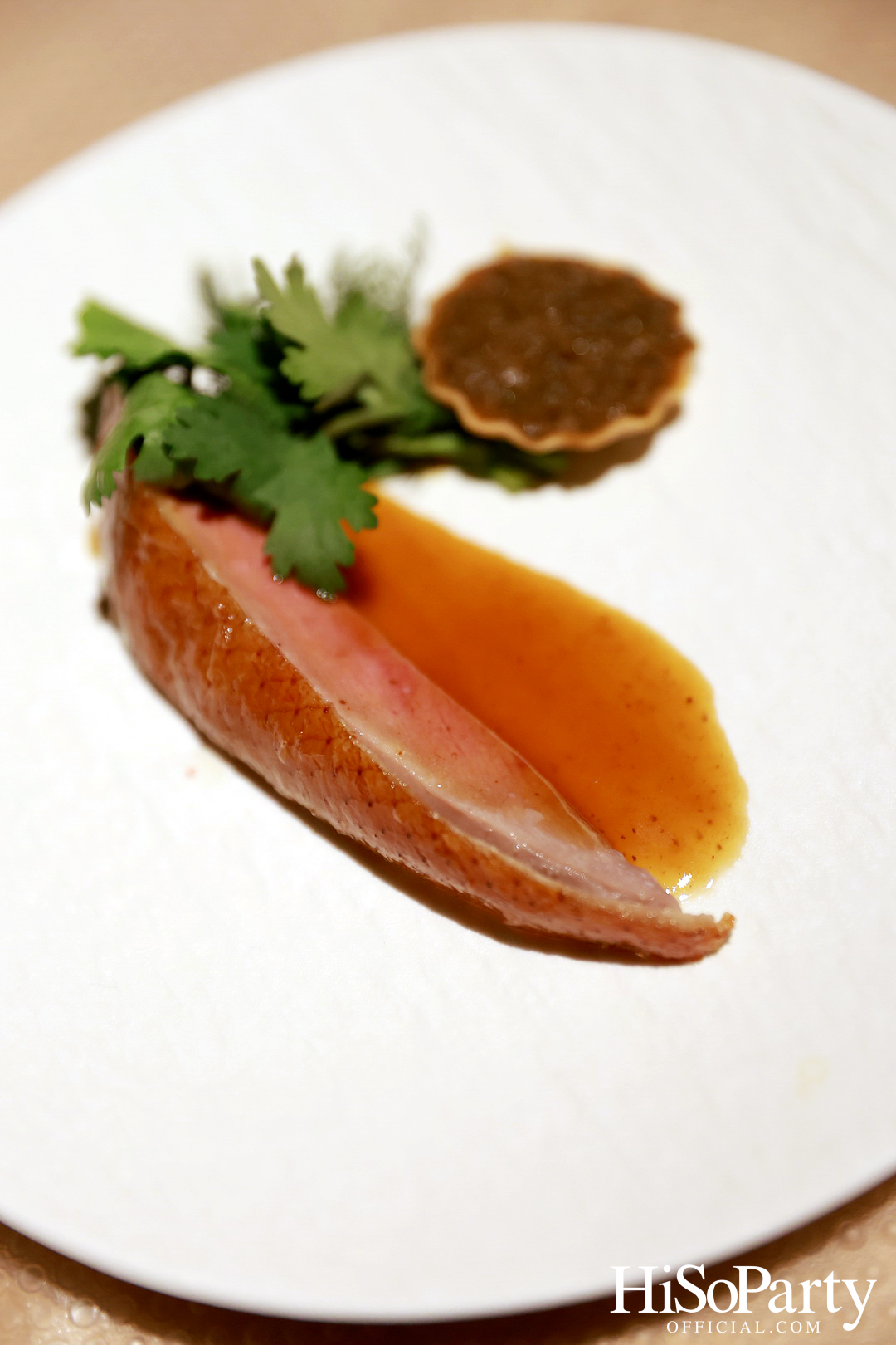 MJets เปิดตัวเมนูอาหารบนเครื่องบินสุดพิเศษ ‘ODE TO CULINARY JOURNEY’ โดย ‘เชฟแพม - พิชญา สุนทรญาณกิจ’