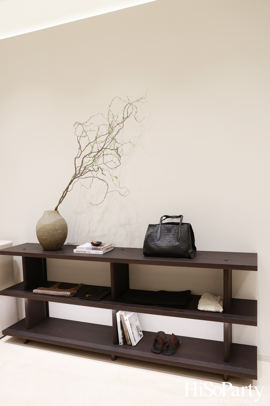 Massimo Dutti เปิดแฟลกชิพสโตร์โฉมใหม่ ณ สยามพารากอน พร้อมจัดแสดงงานศิลปะจากโครงการ Art in Progress