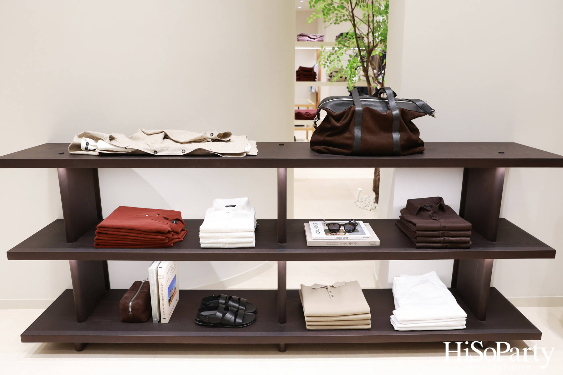 Massimo Dutti เปิดแฟลกชิพสโตร์โฉมใหม่ ณ สยามพารากอน พร้อมจัดแสดงงานศิลปะจากโครงการ Art in Progress