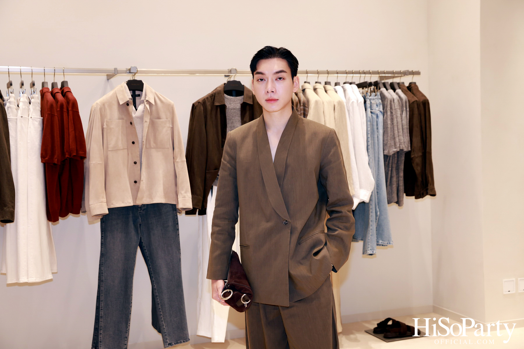 Massimo Dutti เปิดแฟลกชิพสโตร์โฉมใหม่ ณ สยามพารากอน พร้อมจัดแสดงงานศิลปะจากโครงการ Art in Progress
