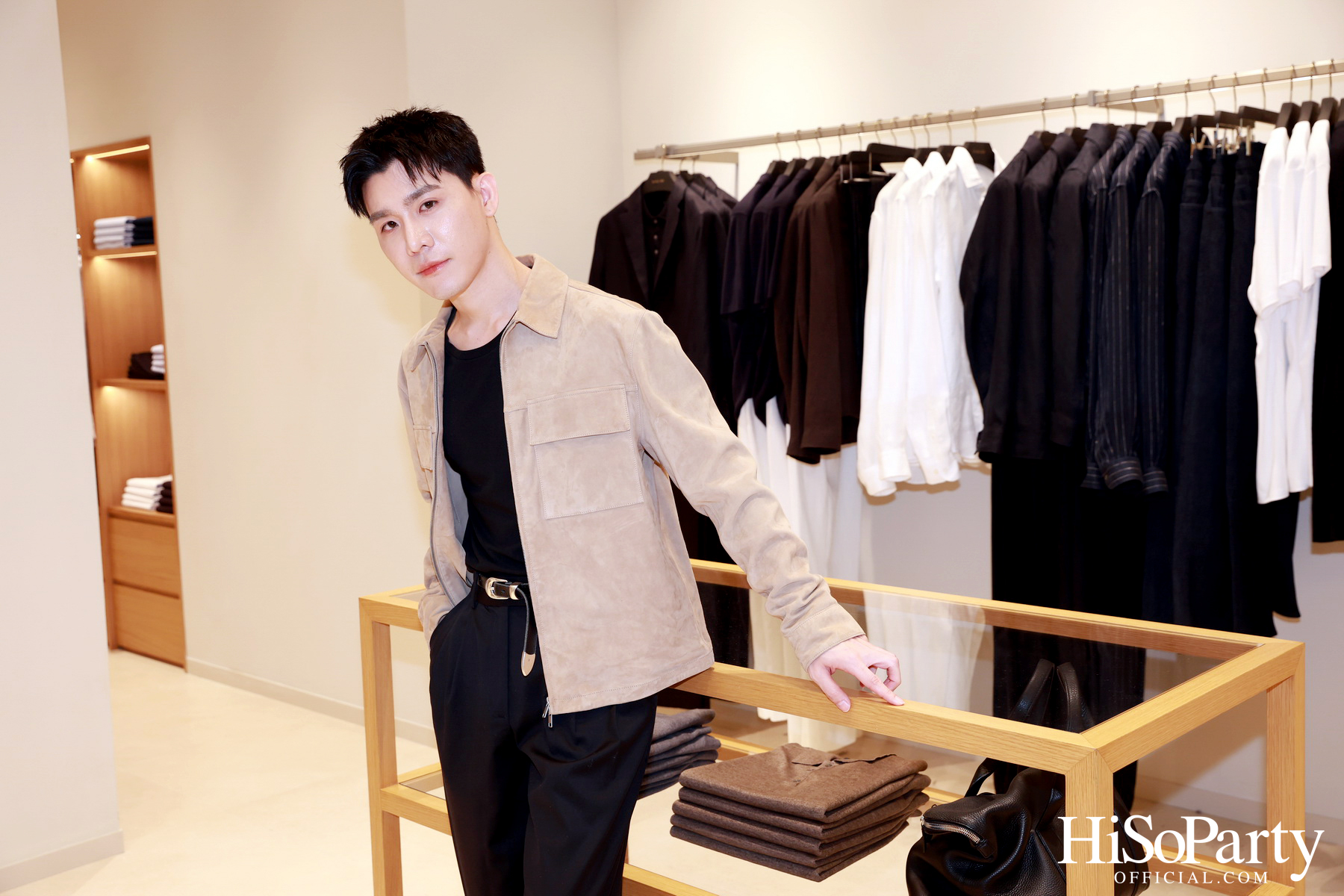 Massimo Dutti เปิดแฟลกชิพสโตร์โฉมใหม่ ณ สยามพารากอน พร้อมจัดแสดงงานศิลปะจากโครงการ Art in Progress
