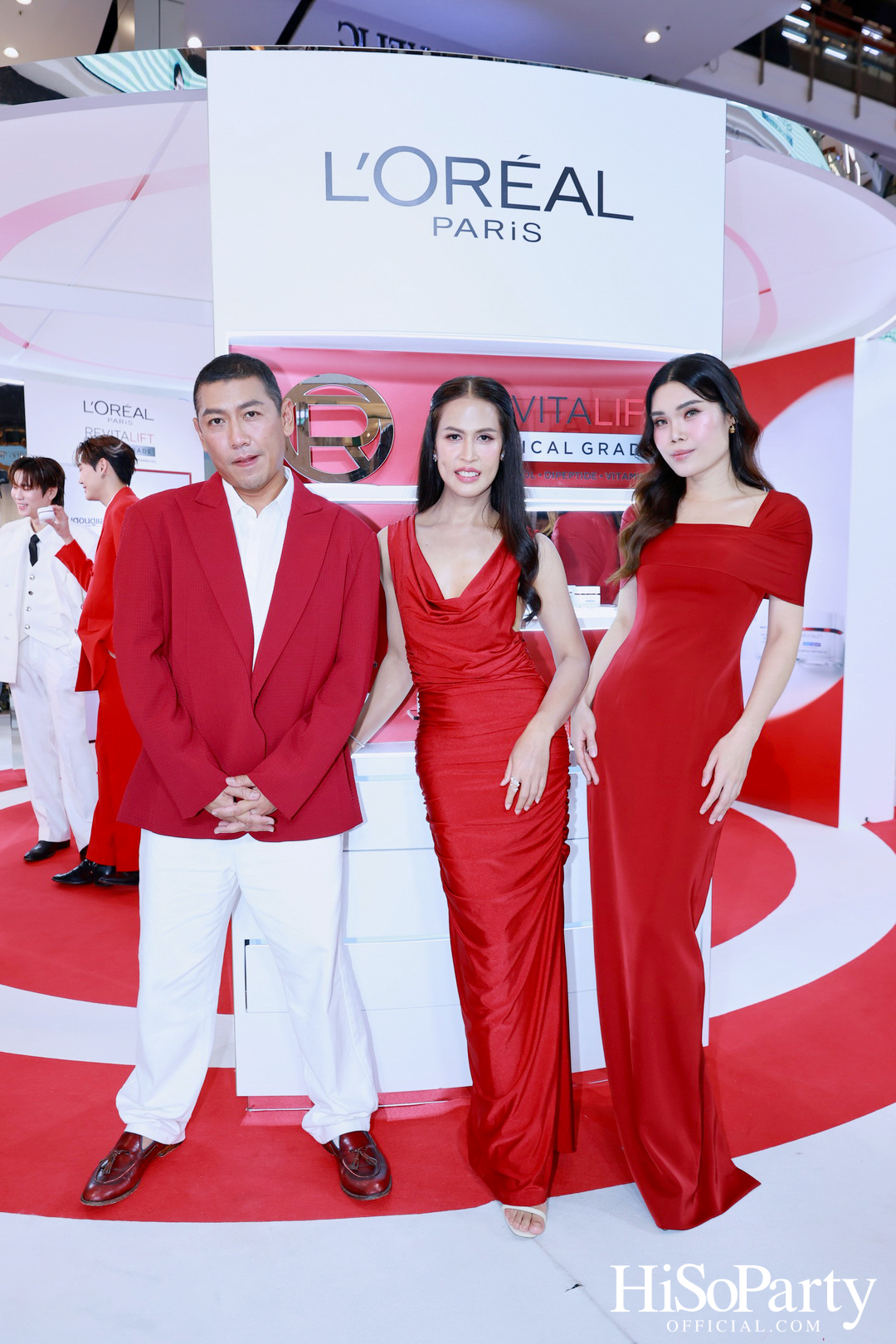 L’Oréal Paris ชวนคนดังพิสูจน์นวัตกรรมระดับคลินิก พร้อมเปิดตัว ‘มาดามแป้ง’ ในฐานะ New Face of L’Oréal Paris Revitalift อย่างเป็นทางการ