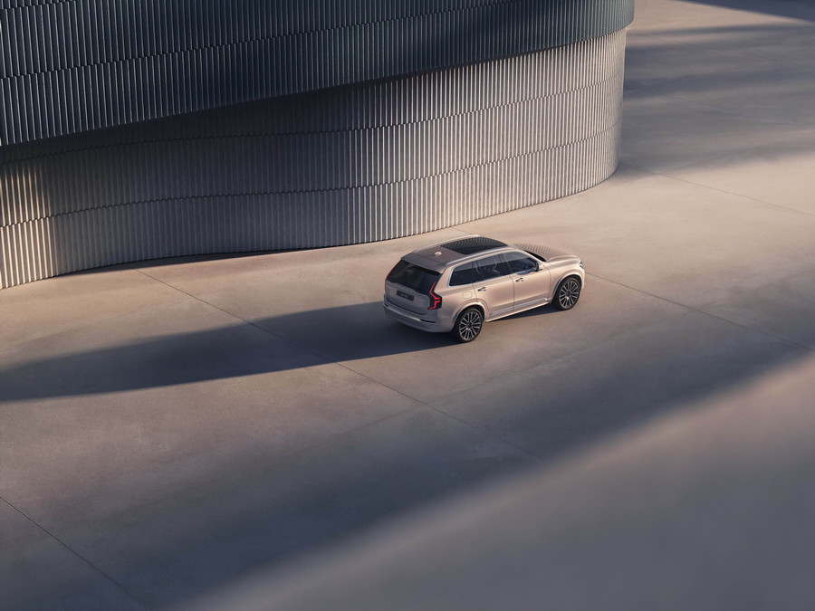 Volvo XC90 ปลั๊กอินไฮบริดโฉมใหม่ SUV ระดับพรีเมียม ที่ตอบโจทย์ทั้งพลังงานและดีไซน์