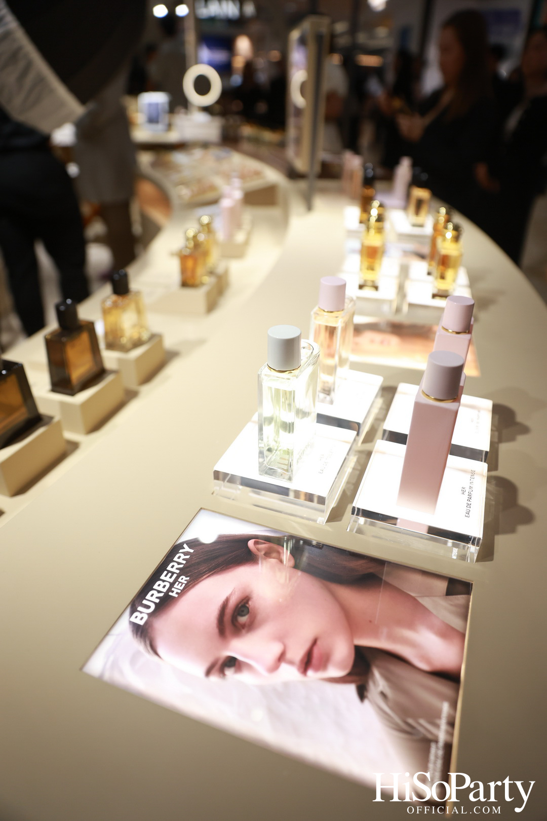 BURBERRY BEAUTY เปิดตัว Burberry Basecamp สโตร์แห่งใหม่ ณ เมกาบางนา