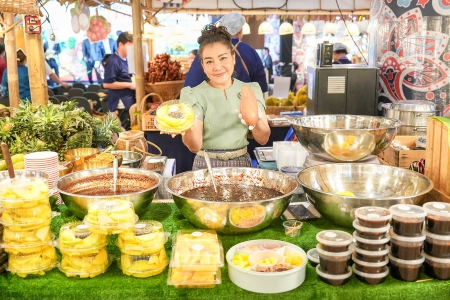 ไอคอนสยาม ผนึกกำลัง เมืองสุขสยาม และเดียร์ทัมมี่ เปิดฤดูกาลมหัศจรรย์แห่งผลไม้ไทย ยกระดับผลไม้ไทยสู่สากล สนับสนุนเกษตรกรไทยอย่างยั่งยืน