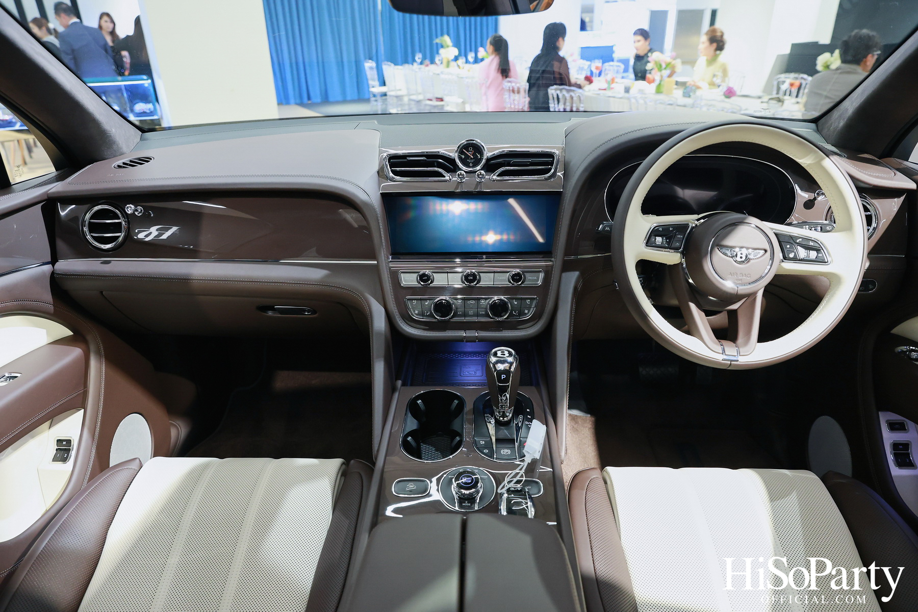 HiSoParty เชิญแขกคนพิเศษร่วมสัมผัส 'THE ULTIMATE LUXURY EXPERIENCE' โดย BEAUTY GEMS x BENTLEY BANGKOK