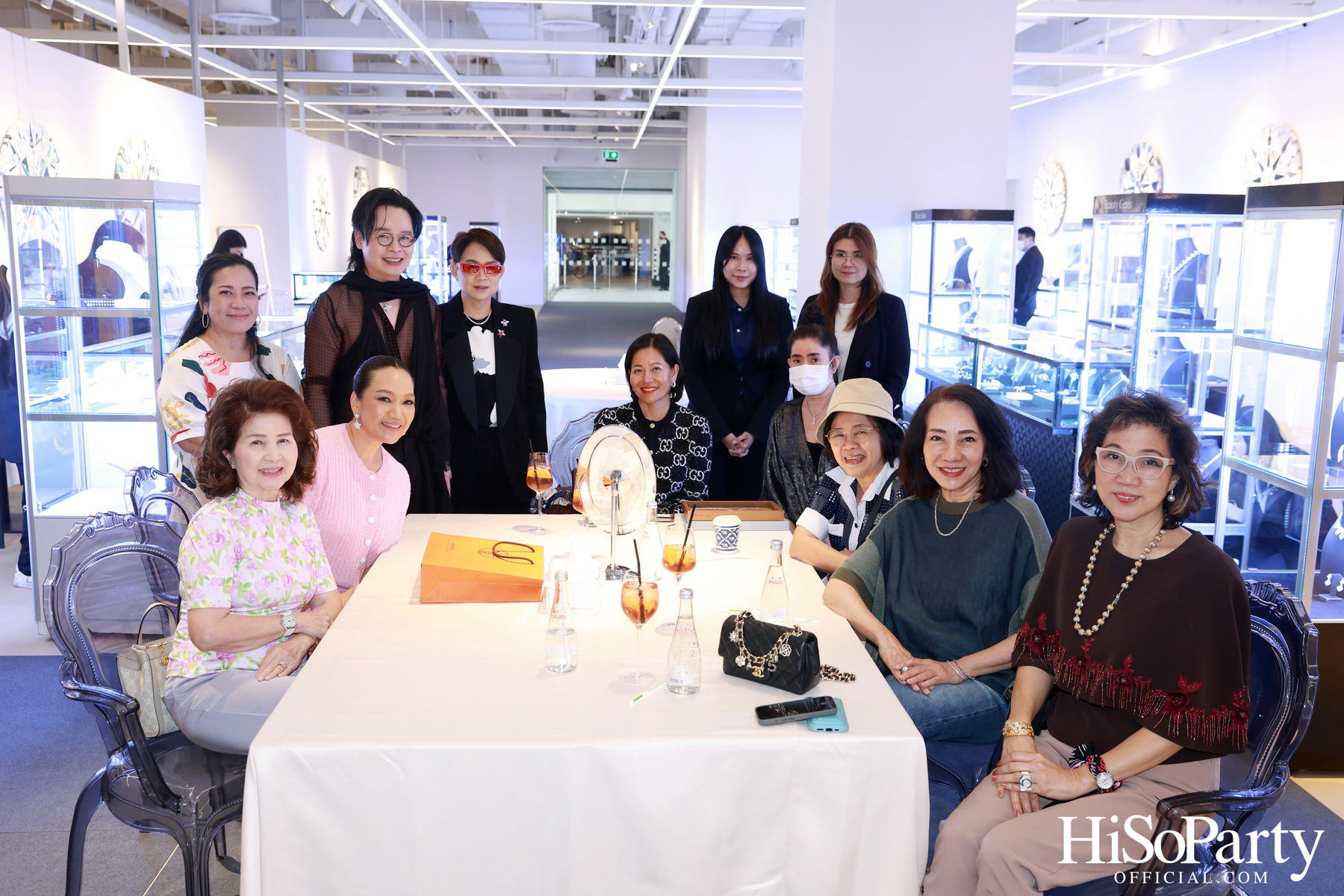 HiSoParty เชิญแขกคนพิเศษร่วมสัมผัส 'THE ULTIMATE LUXURY EXPERIENCE' โดย BEAUTY GEMS x BENTLEY BANGKOK