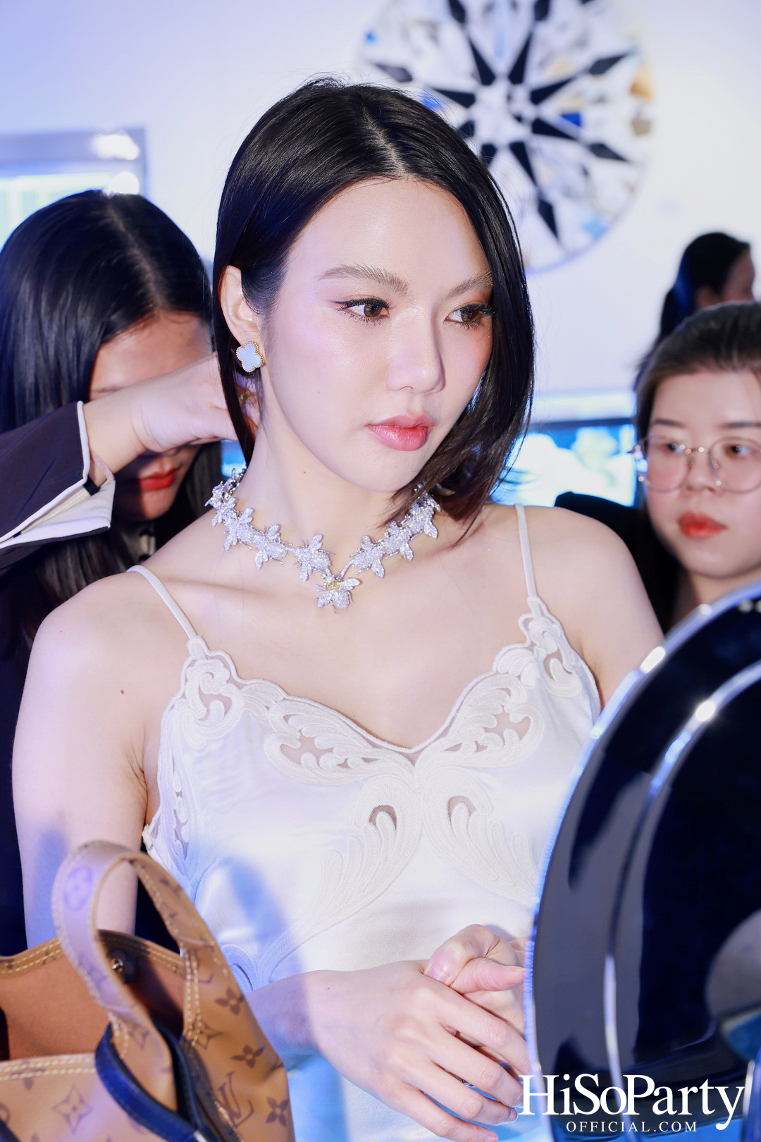 HiSoParty เชิญแขกคนพิเศษร่วมสัมผัส 'THE ULTIMATE LUXURY EXPERIENCE' โดย BEAUTY GEMS x BENTLEY BANGKOK