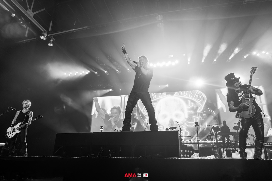 ชาวร็อกรวมพลังแน่นธันเดอร์โดม รับตำนาน Guns N' Roses กลับมาเขย่าประเทศไทยอีกครั้งใน Guns N' Roses 2025 World Tour – Bangkok