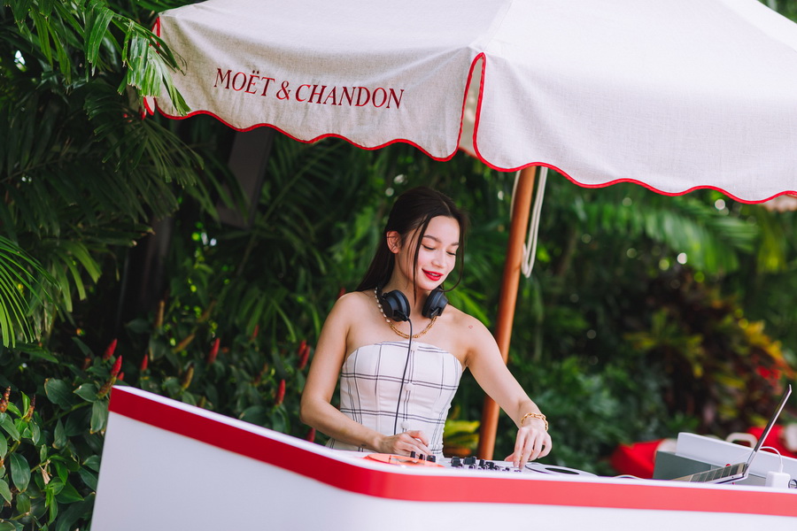MOËT & CHANDON เปิดตัวแคมเปญ ‘LA PISCINE’ ดื่มด่ำซัมเมอร์สไตล์ฝรั่งเศส