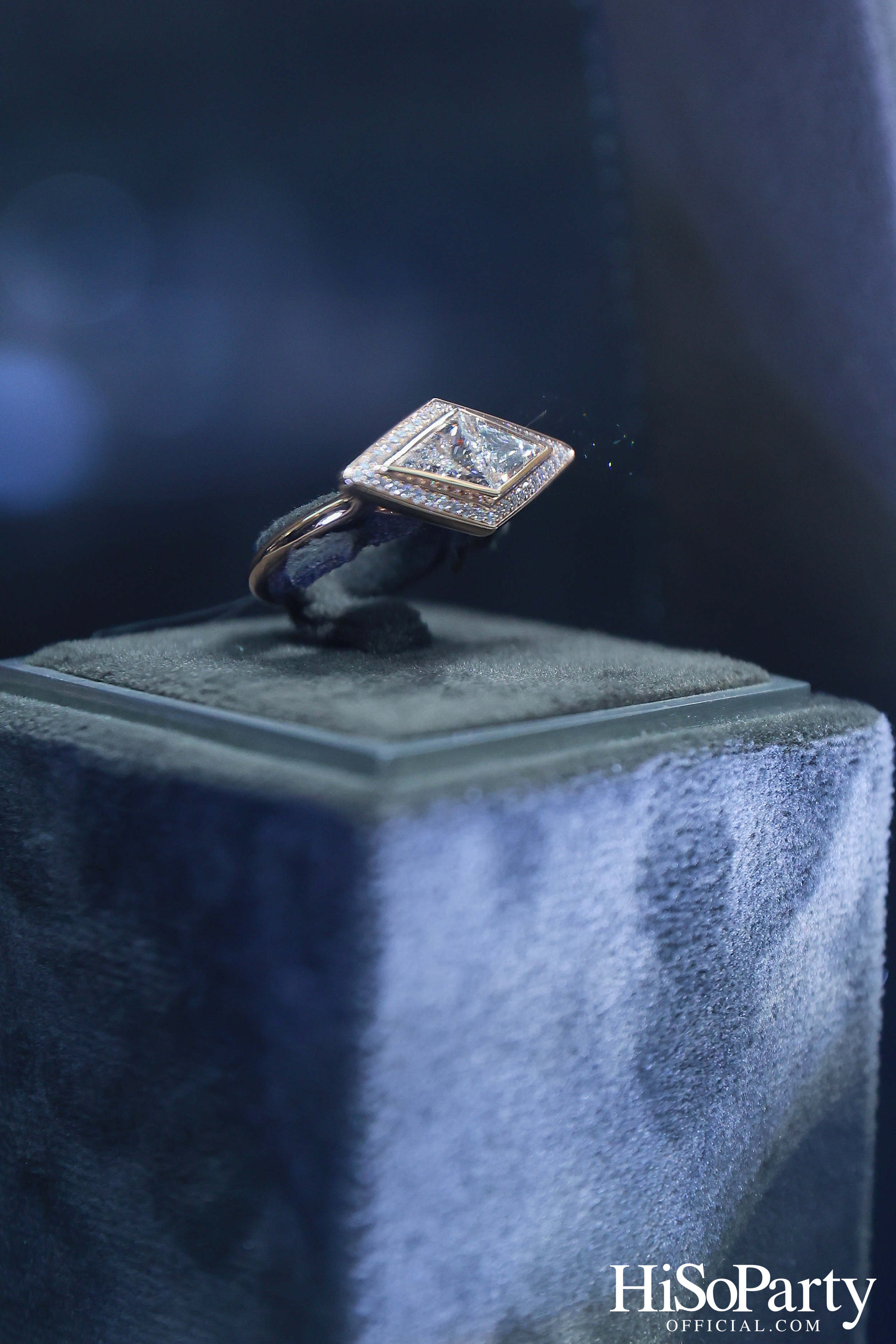 GEMS PAVILION เปิดตัวคอลเลกชัน ‘THE LINÉA’ ที่ร้อยเรียงความงาม ผ่านทุกจังหวะของเส้นสาย