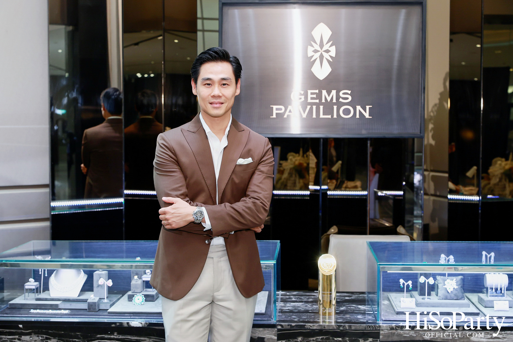 GEMS PAVILION เปิดตัวคอลเลกชัน ‘THE LINÉA’ ที่ร้อยเรียงความงาม ผ่านทุกจังหวะของเส้นสาย