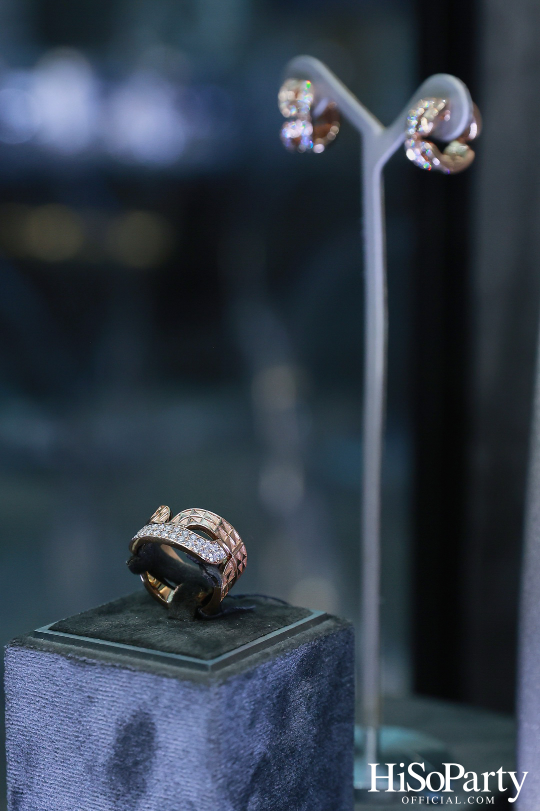 GEMS PAVILION เปิดตัวคอลเลกชัน ‘THE LINÉA’ ที่ร้อยเรียงความงาม ผ่านทุกจังหวะของเส้นสาย