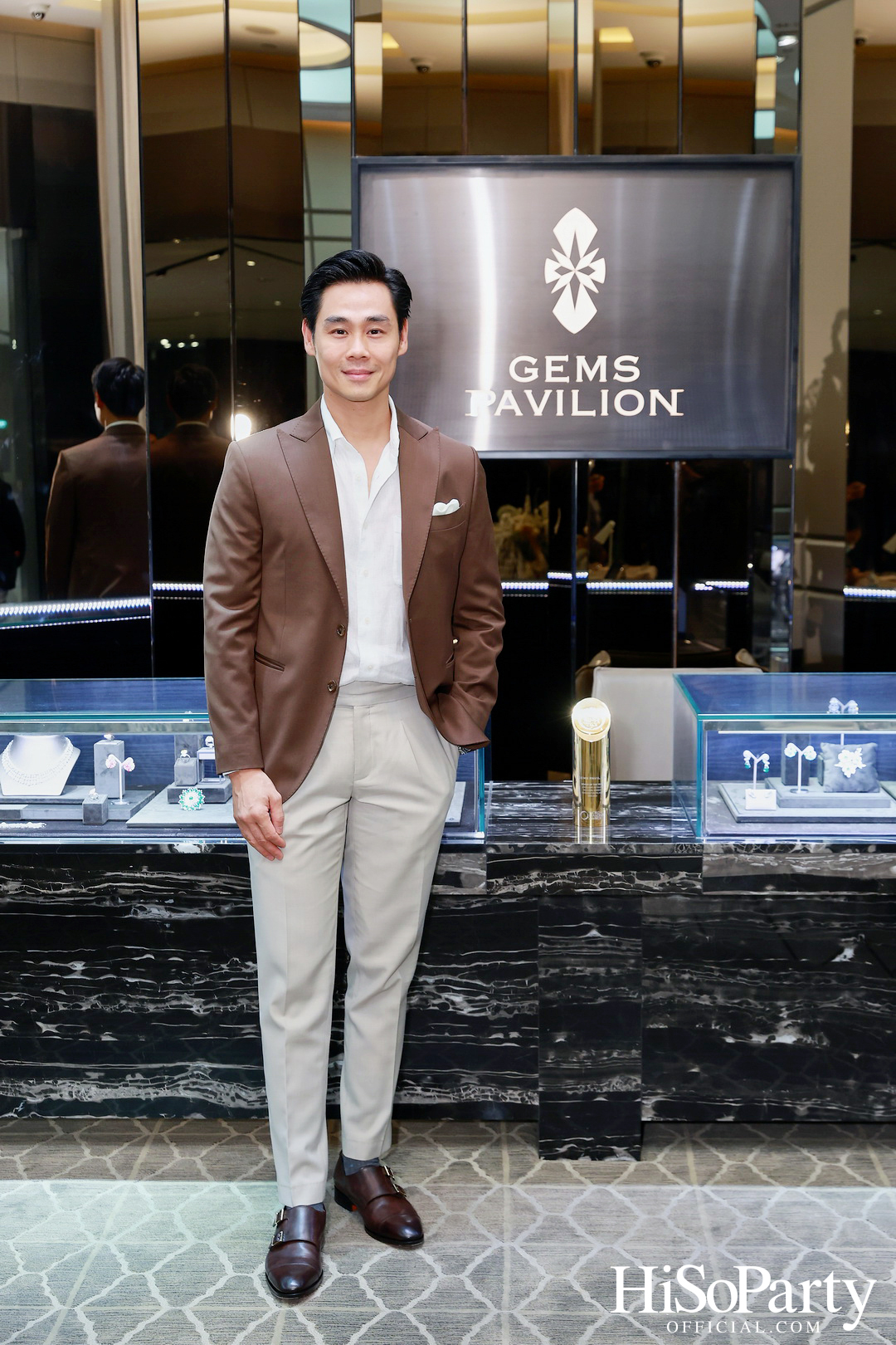 GEMS PAVILION เปิดตัวคอลเลกชัน ‘THE LINÉA’ ที่ร้อยเรียงความงาม ผ่านทุกจังหวะของเส้นสาย