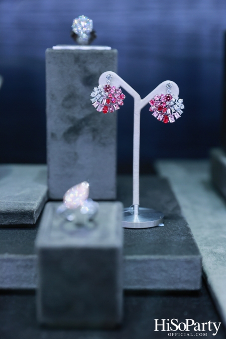 GEMS PAVILION เปิดตัวคอลเลกชัน ‘THE LINÉA’ ที่ร้อยเรียงความงาม ผ่านทุกจังหวะของเส้นสาย